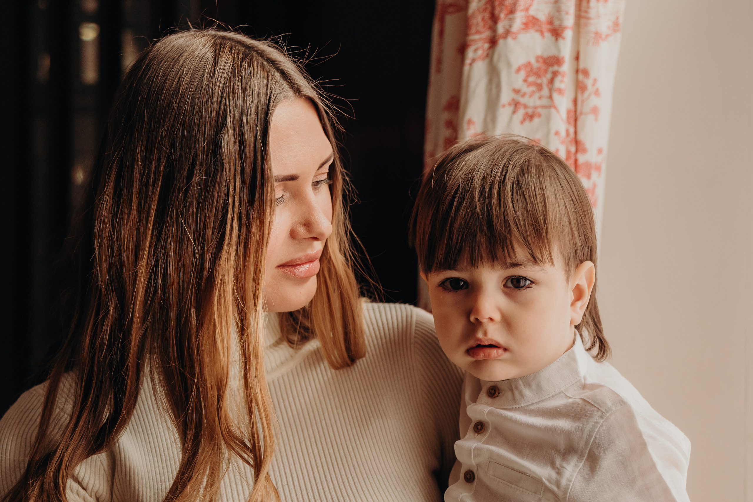 Maternity home photo session. Newcastle Upon Tyne Photographer Yana Balatskaya