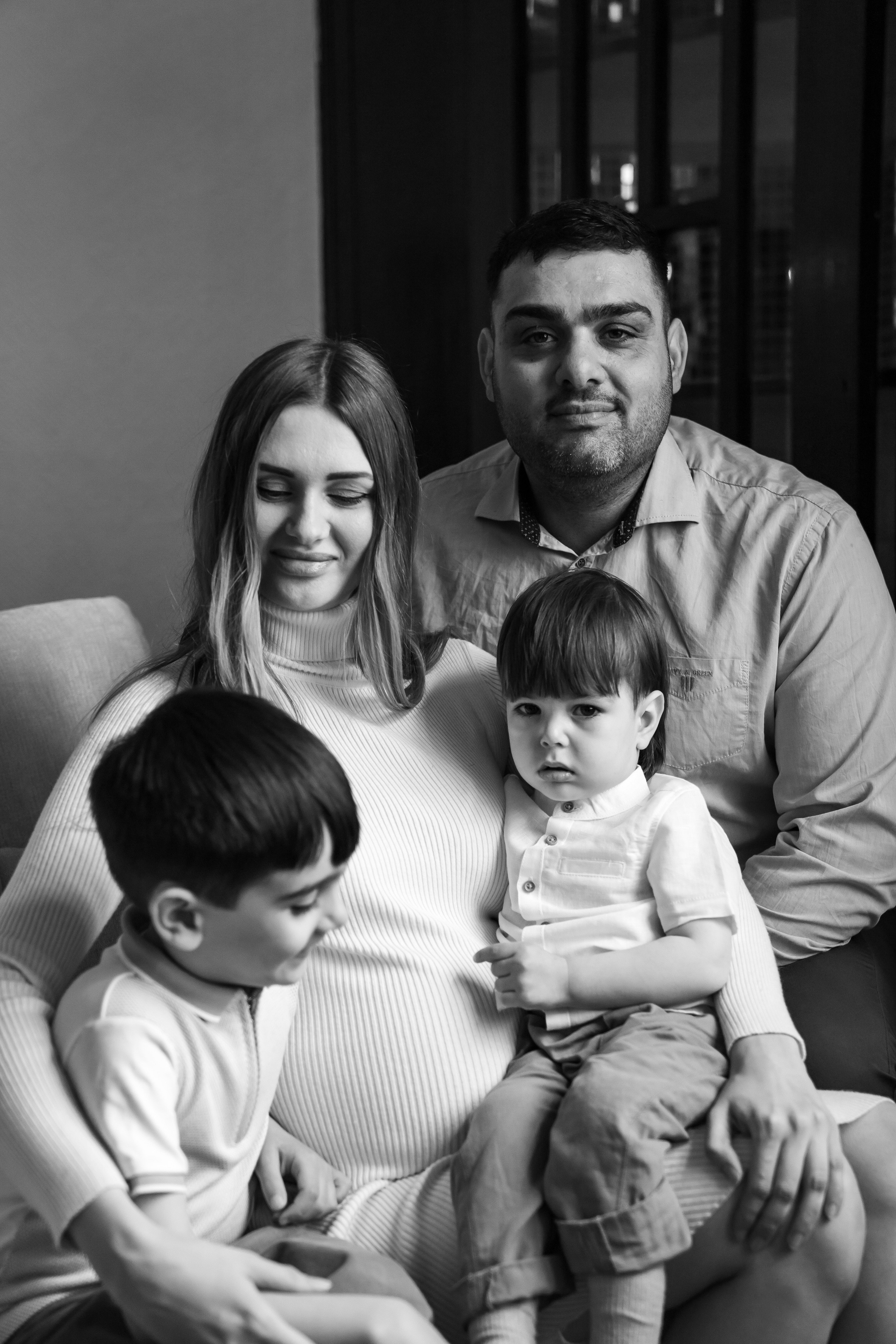 Maternity home photo session. Newcastle Upon Tyne Photographer Yana Balatskaya