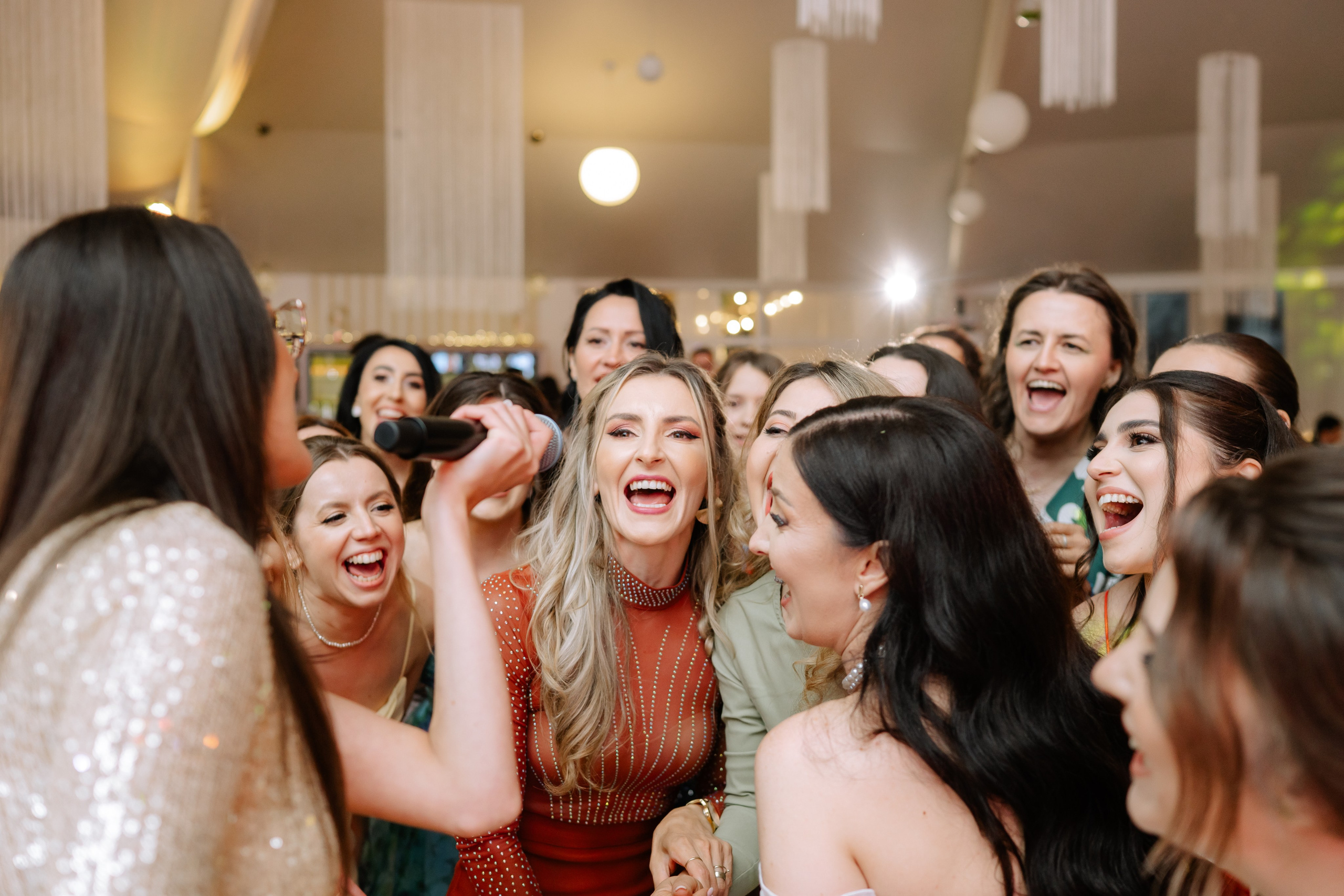 Alina + Gabriel | Liria. Proud Vision Weddings | Wedding Photography & Films — Servicii profesionale Foto Video Nunta Iasi