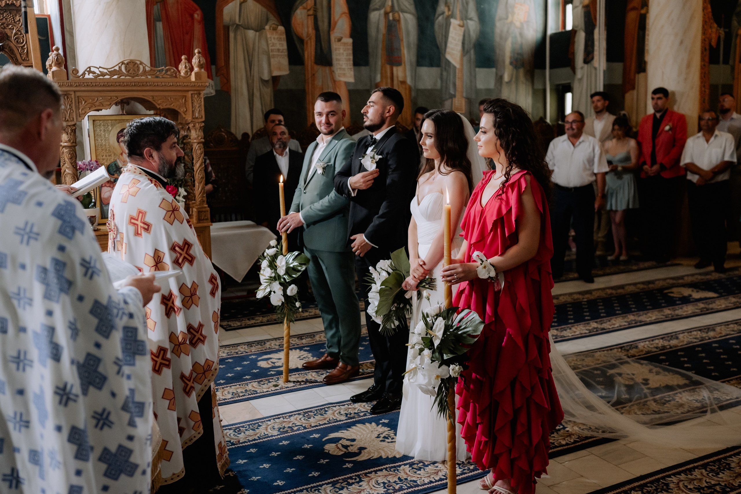 Cununie civila in aer liber , artificii de zi colorate , decor nunta , nunta la Hotel Traian. Proud Vision Weddings | Wedding Photography & Film — Servicii profesionale Foto Video Nunta Iasi