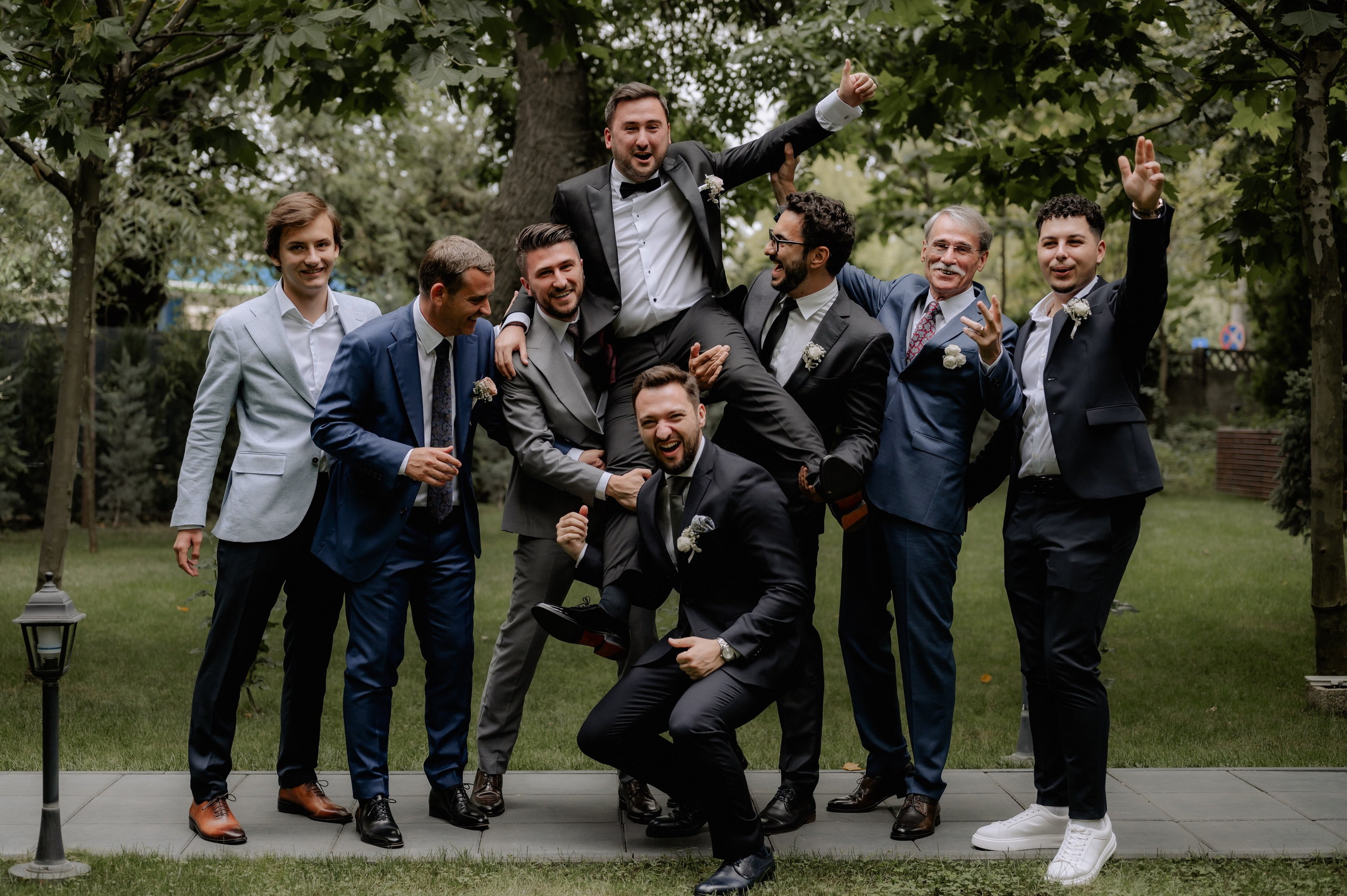 Fotograf Nunta Bucuresti la Baroque Events and Garden. Proud Vision Weddings | Wedding Photography & Film — Servicii profesionale Foto Video Nunta Iasi