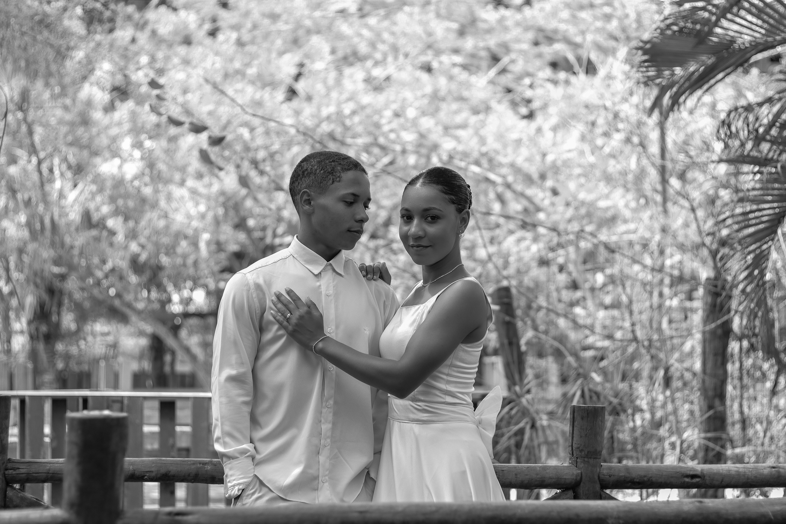 Fotografia de Casal. Através da Foto — Lesengny Machado — Fotografia e Maquiagem