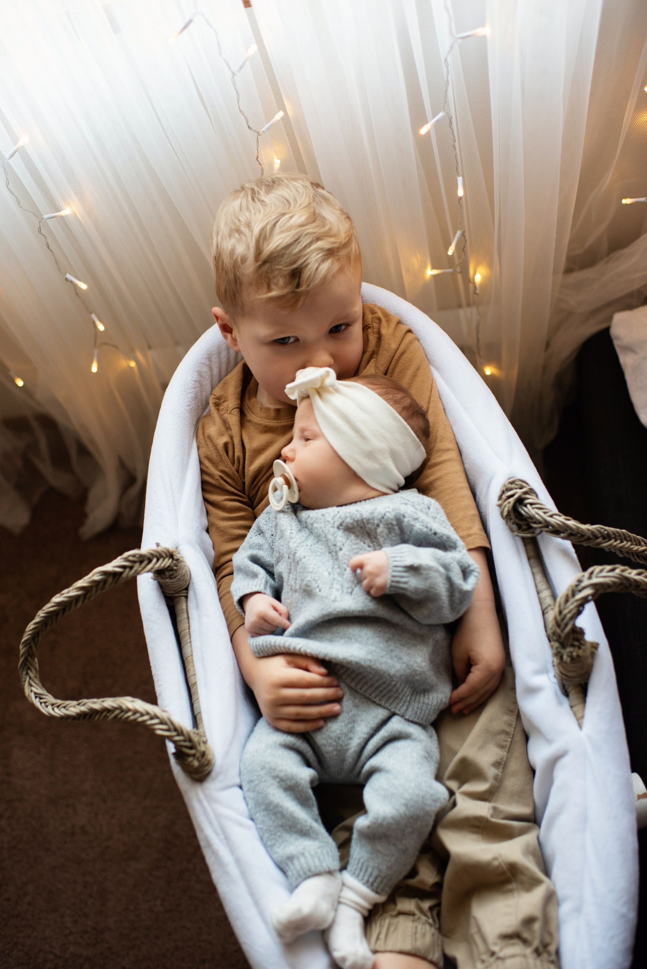 Oleg, Darina, Mark & Mira. Newborn, pregnancy, family photographer in New Jersey