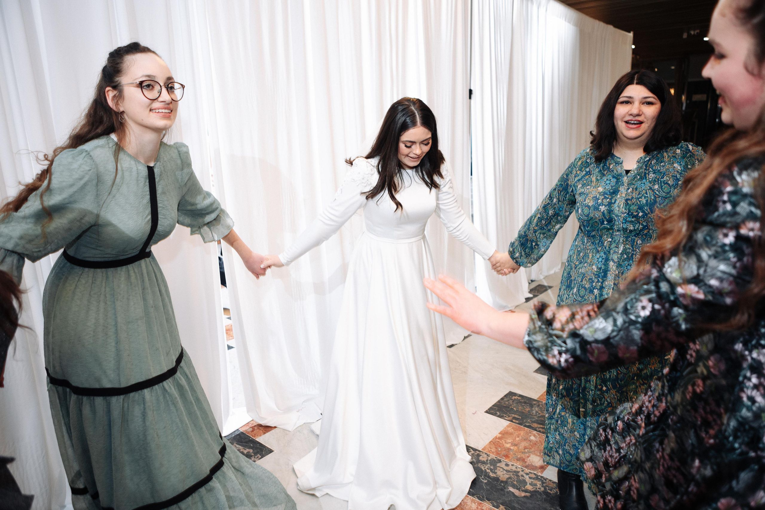 Wedding at the Great Choral Synagogue. PHOTOGRAPHER IN ISRAEL
