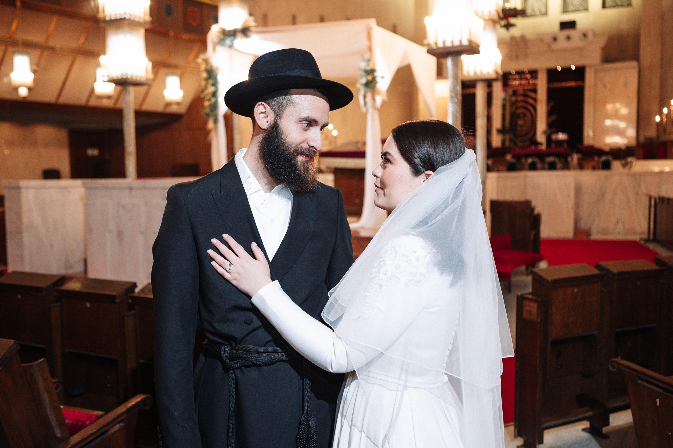 Wedding at the Great Choral Synagogue. PHOTOGRAPHER IN ISRAEL