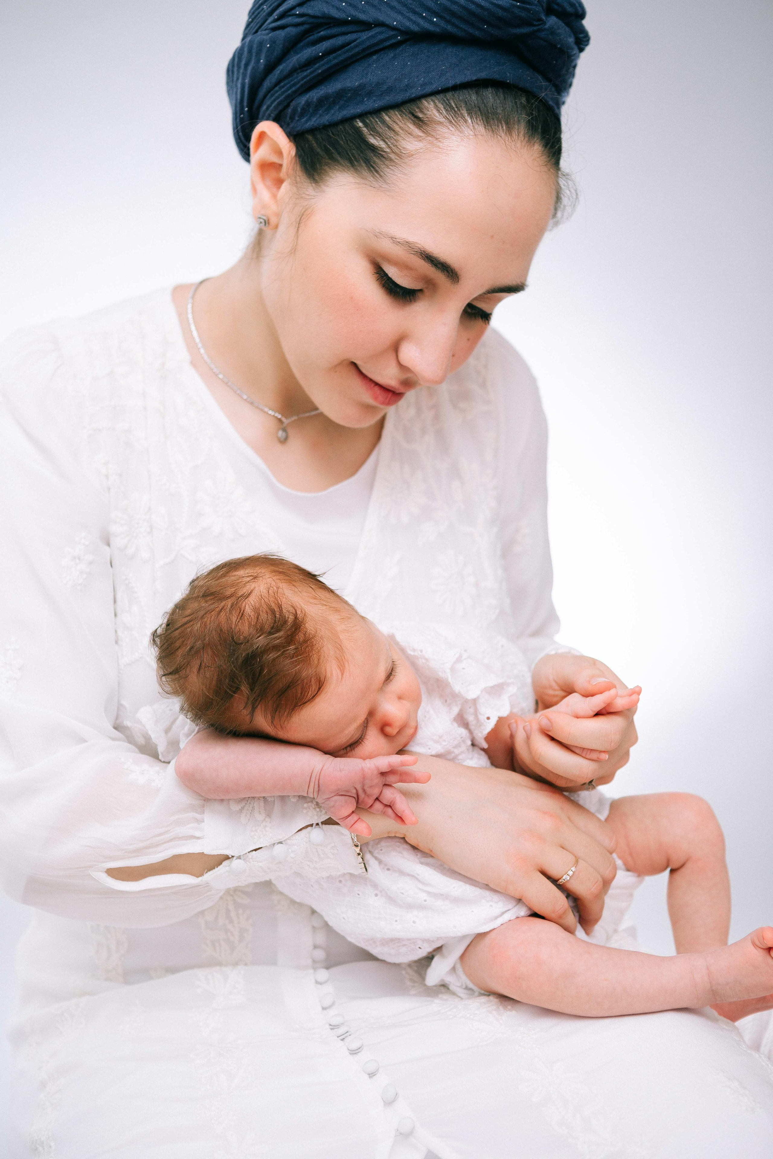 STUDIO SHOOTING. Https://shi-photo.com/