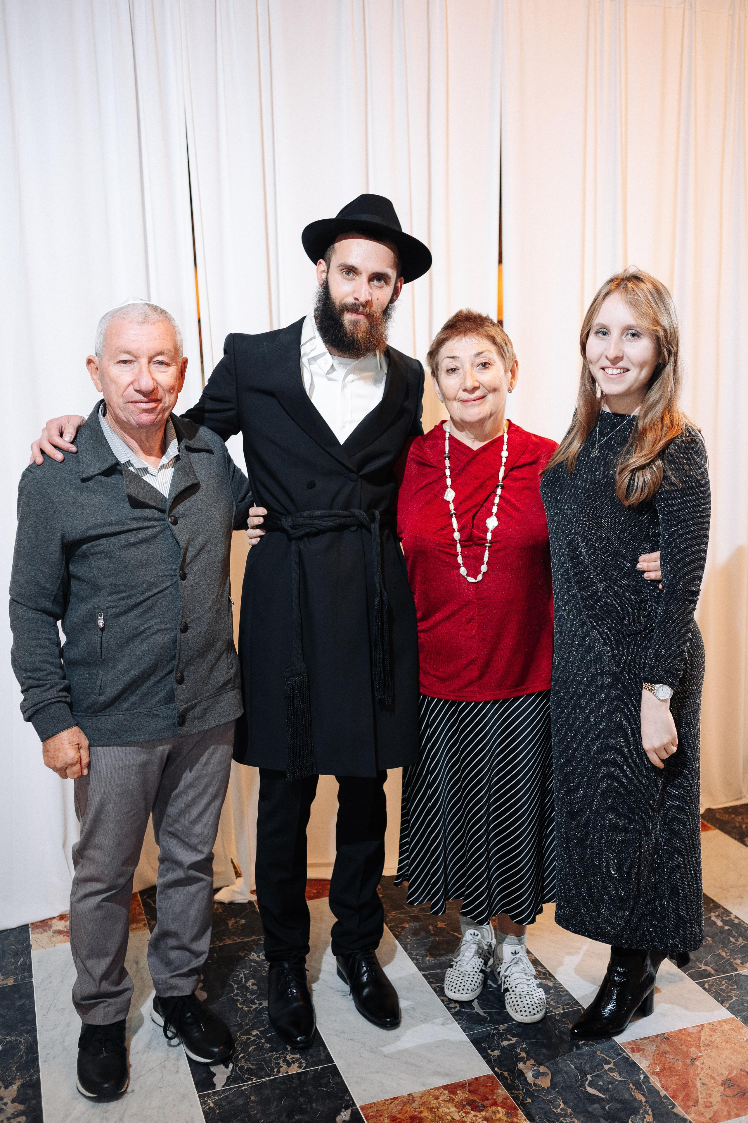 Wedding at the Great Choral Synagogue. PHOTOGRAPHER IN ISRAEL