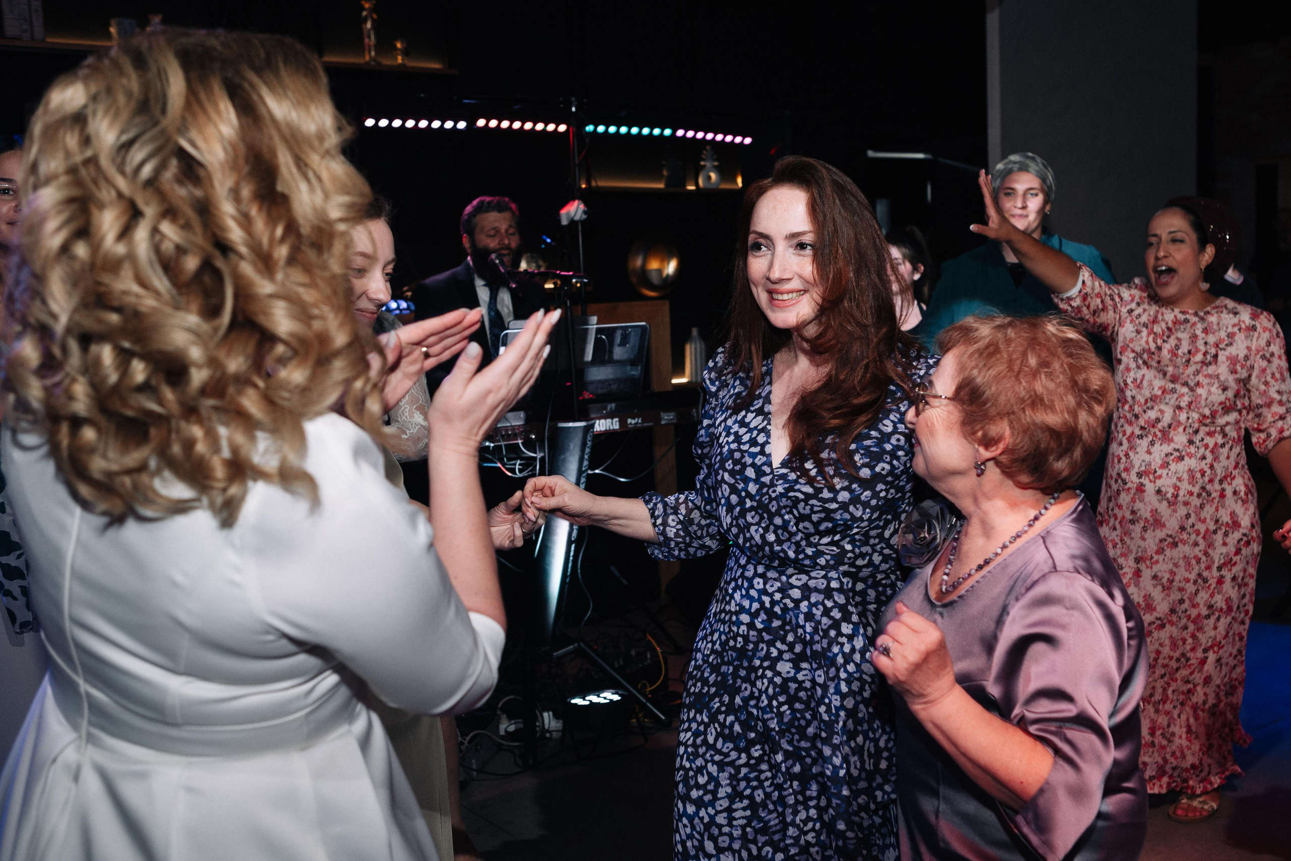 ALEX AND ESTER (Wedding Day). Https://shi-photo.com/