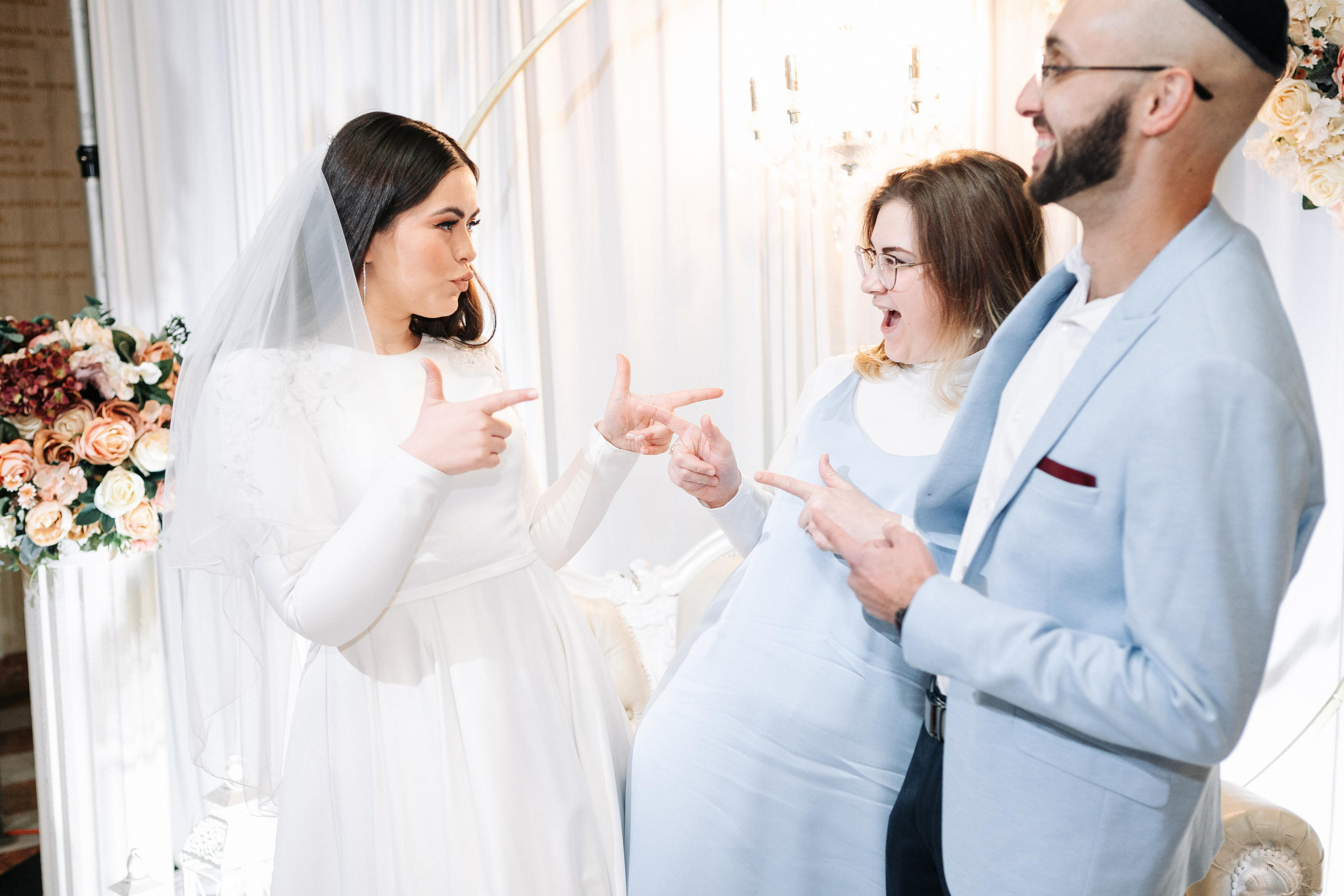 Wedding at the Great Choral Synagogue. PHOTOGRAPHER IN ISRAEL
