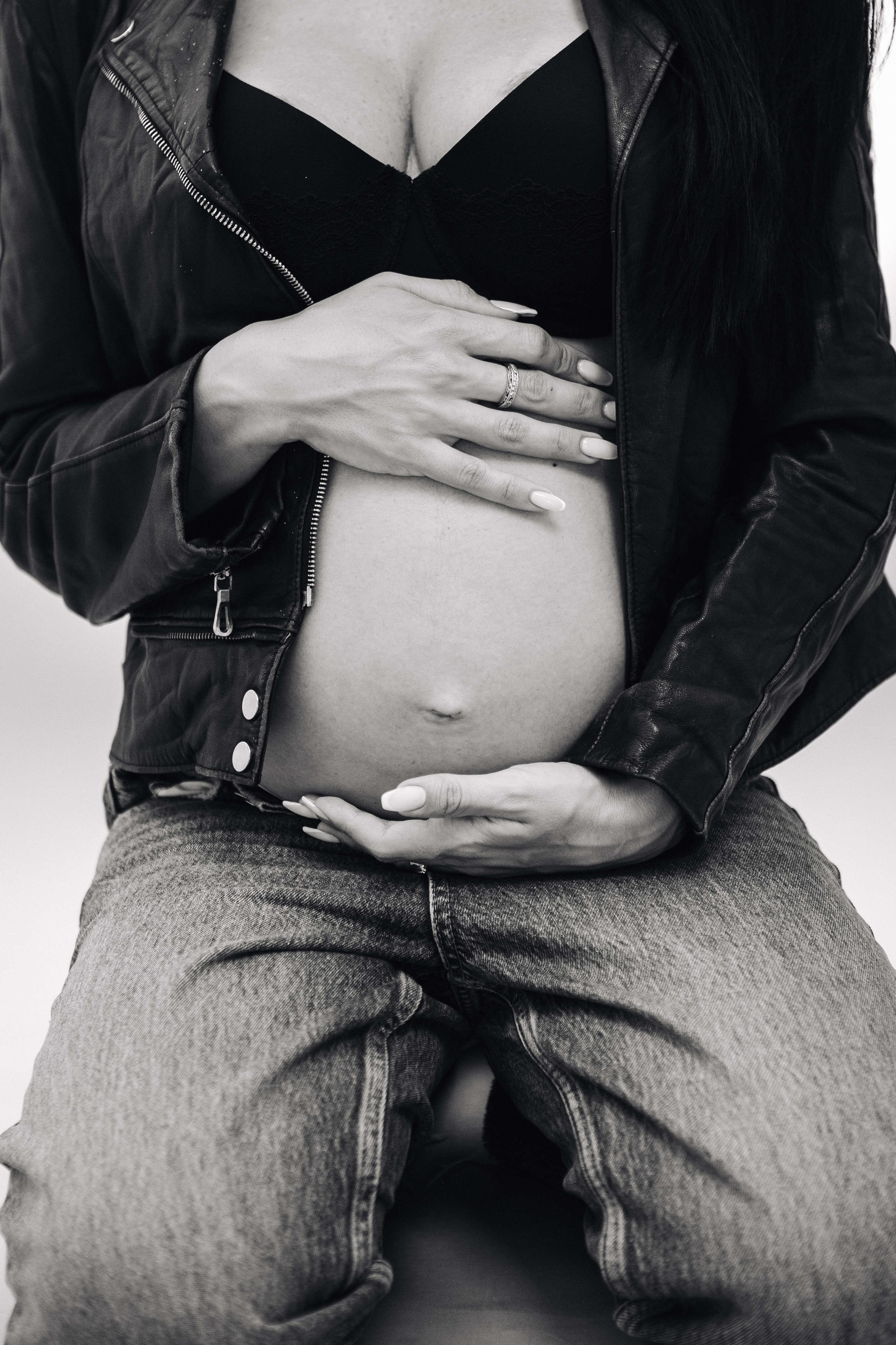 STUDIO SHOOTING. Https://shi-photo.com/