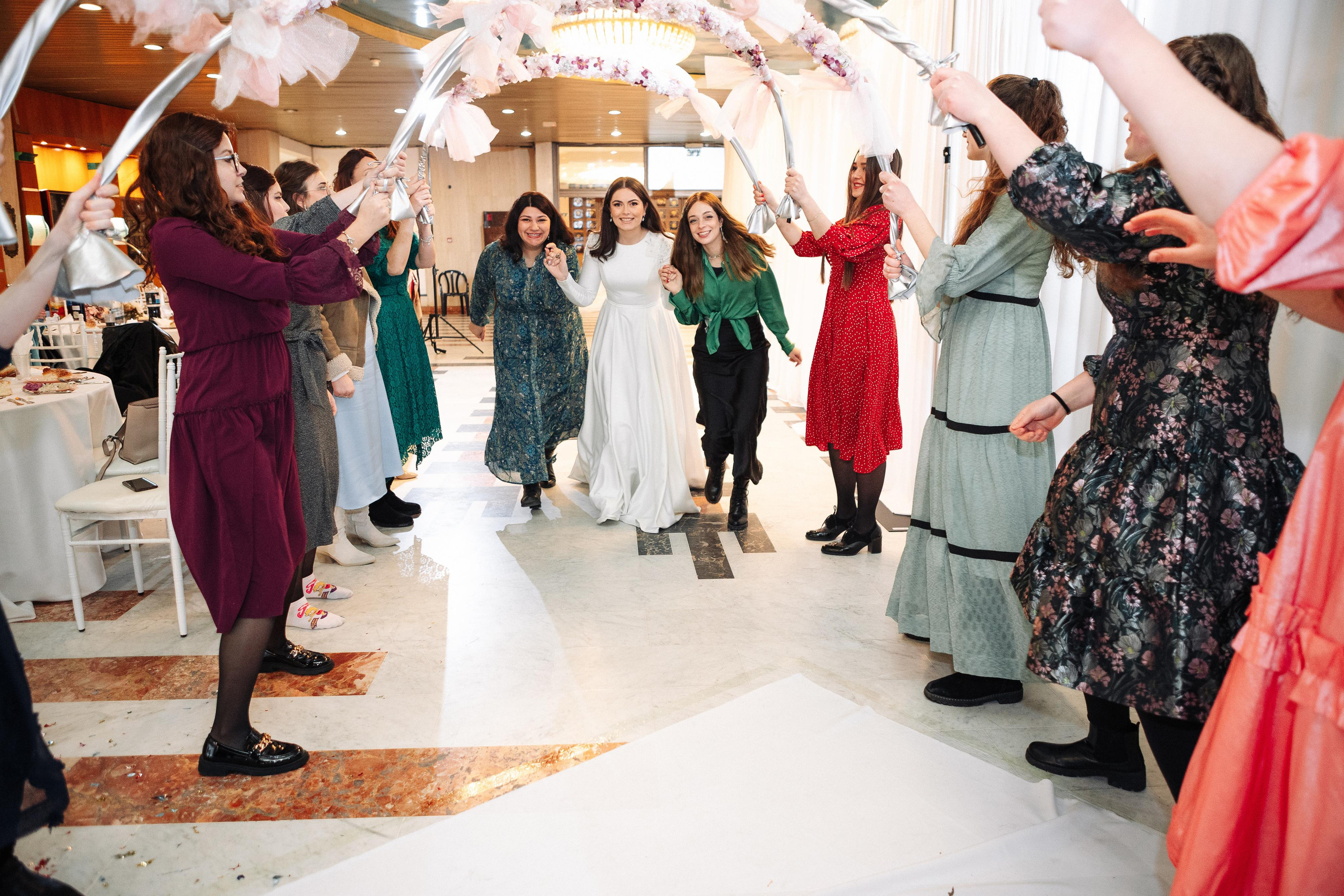 Wedding at the Great Choral Synagogue. PHOTOGRAPHER IN ISRAEL