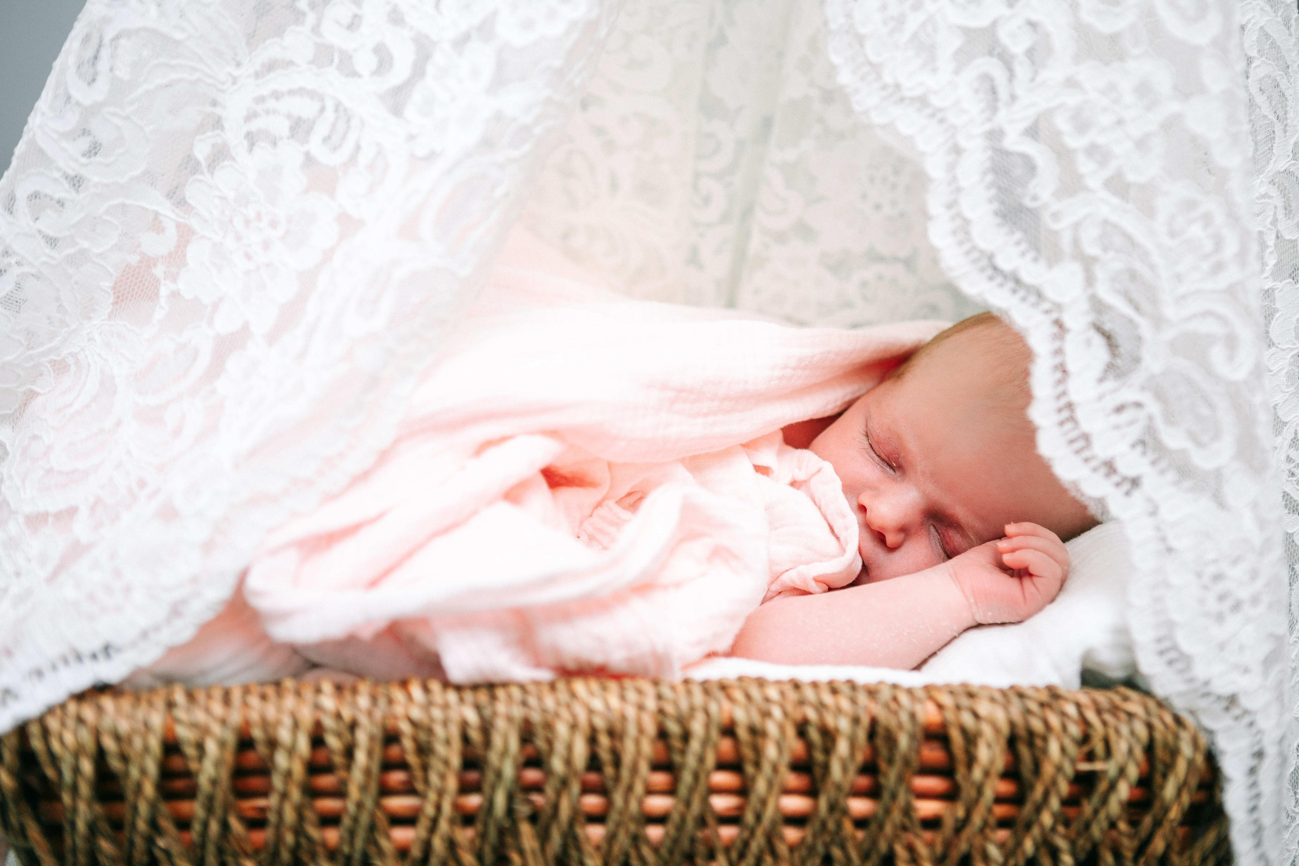 STUDIO SHOOTING. Https://shi-photo.com/