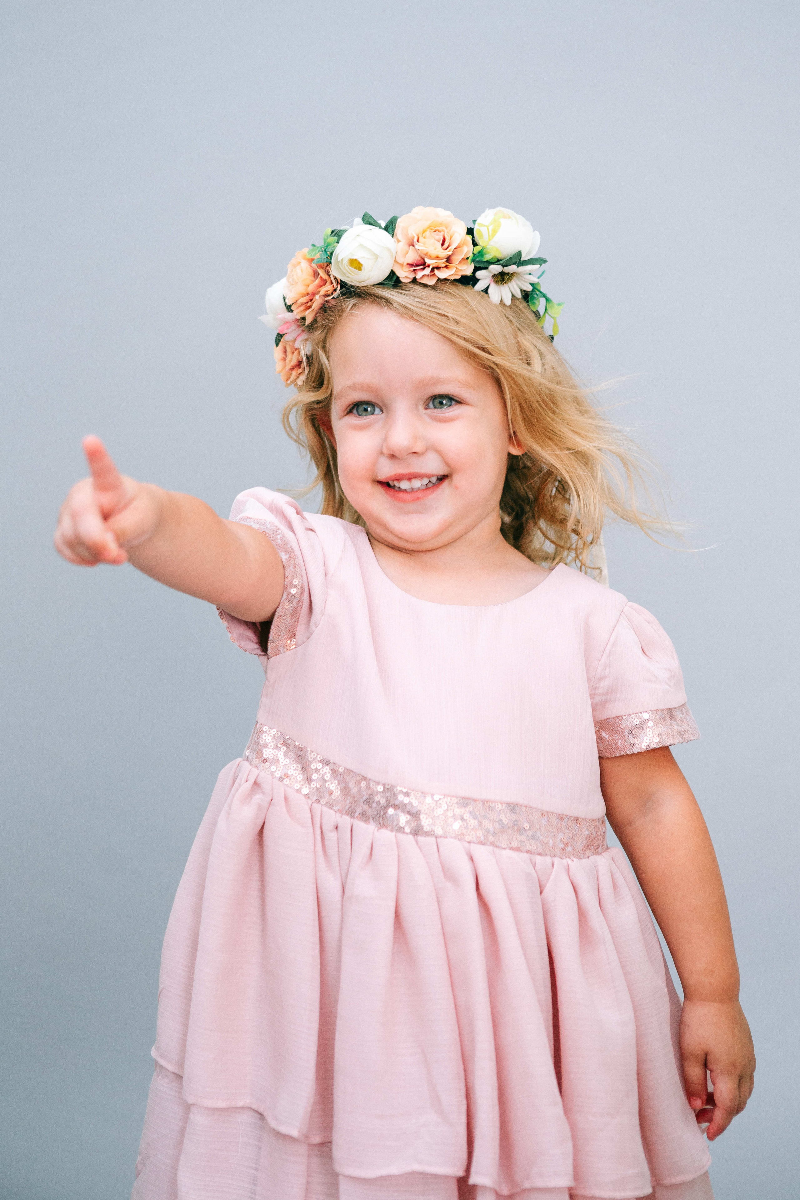 STUDIO SHOOTING. Https://shi-photo.com/