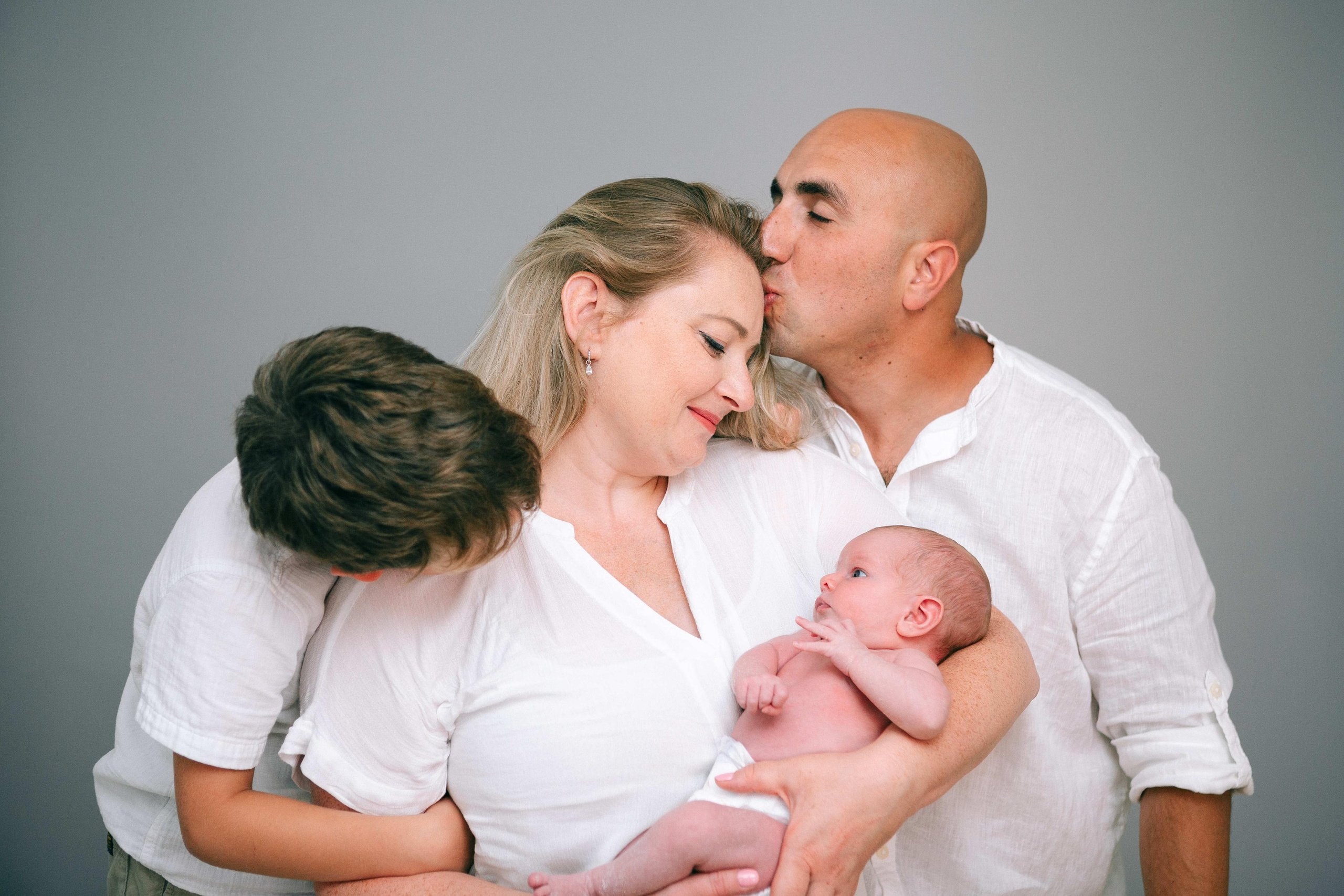 STUDIO SHOOTING. Https://shi-photo.com/