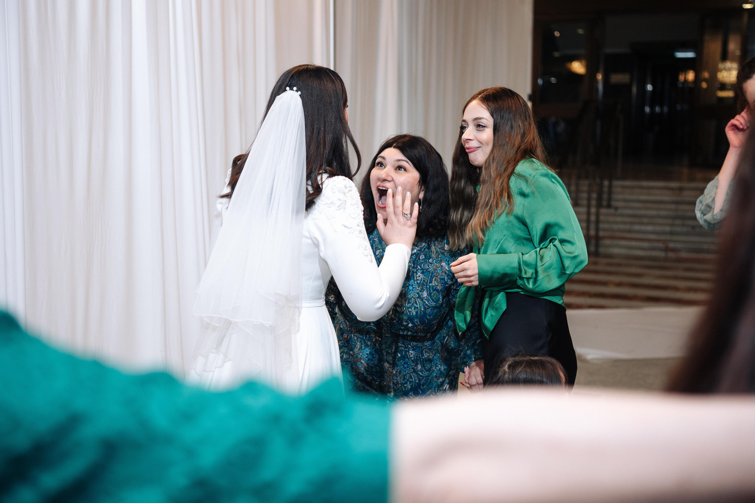 Wedding at the Great Choral Synagogue. PHOTOGRAPHER IN ISRAEL