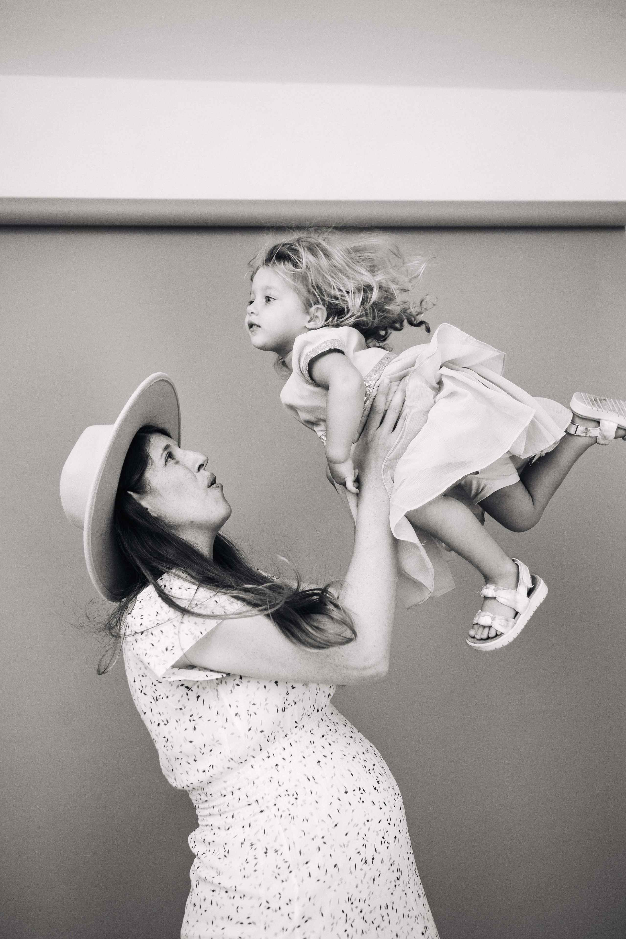 STUDIO SHOOTING. Https://shi-photo.com/