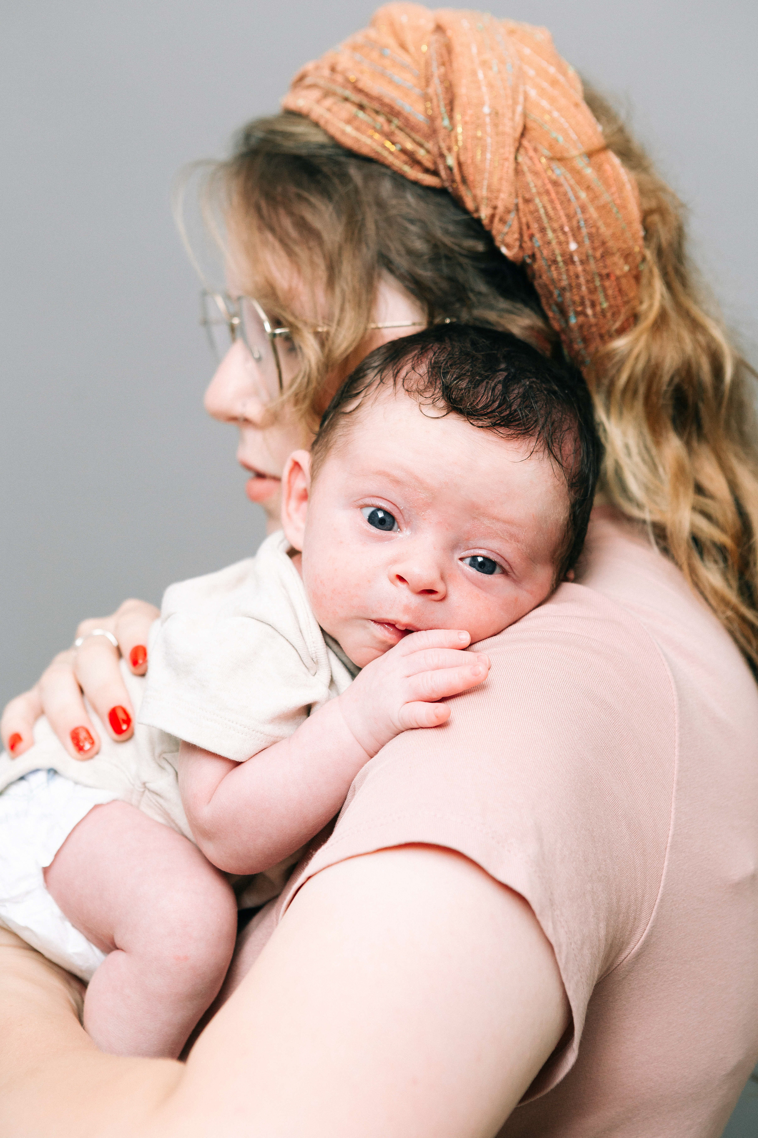 STUDIO SHOOTING. Https://shi-photo.com/