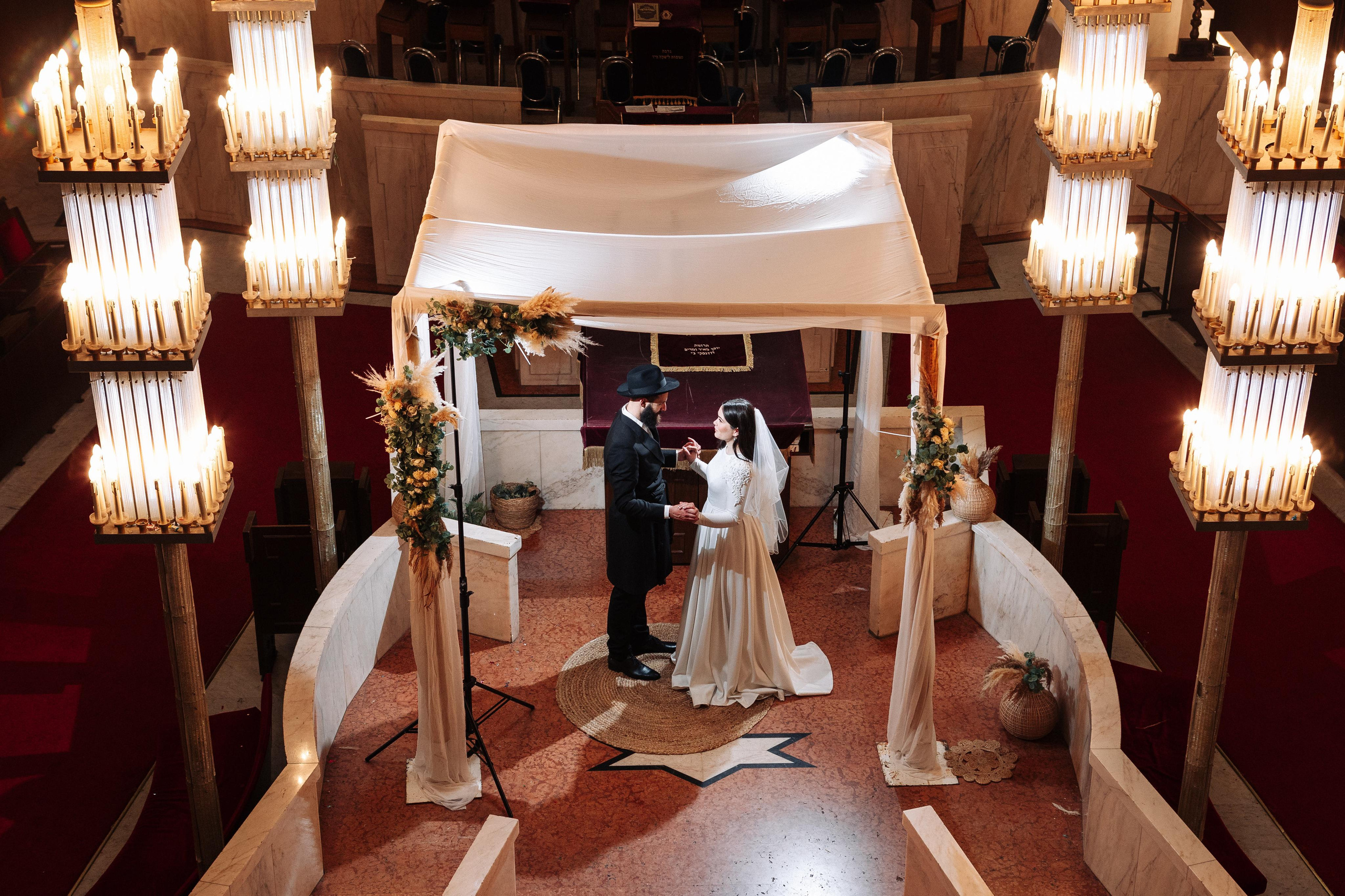 Wedding at the Great Choral Synagogue. PHOTOGRAPHER IN ISRAEL
