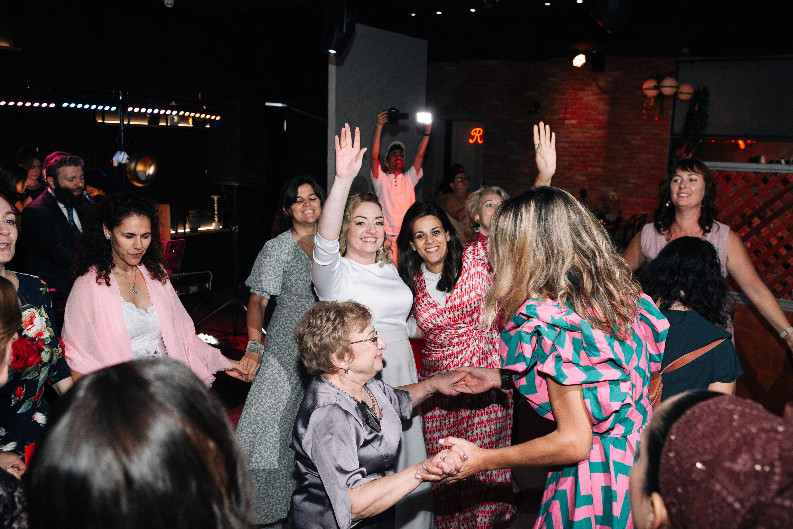 ALEX AND ESTER (Wedding Day). Https://shi-photo.com/