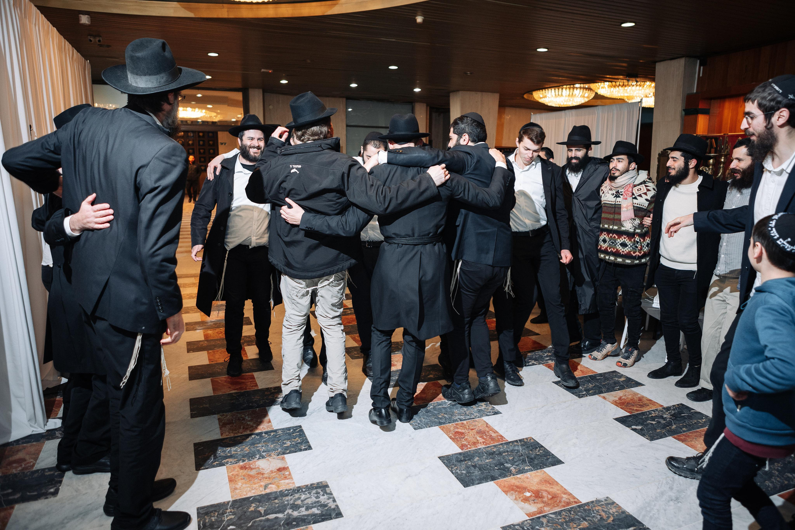 Wedding at the Great Choral Synagogue. PHOTOGRAPHER IN ISRAEL