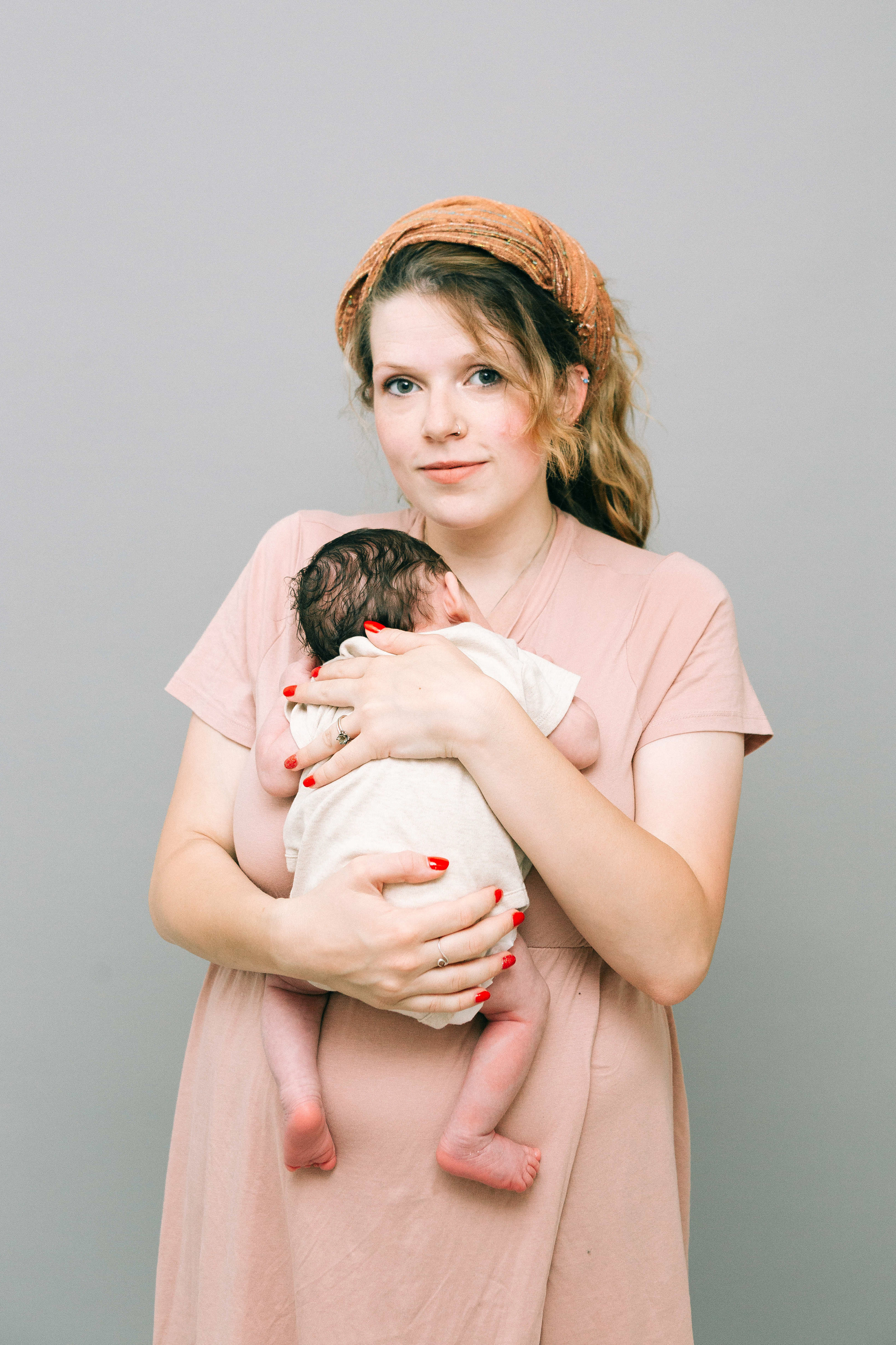 STUDIO SHOOTING. Https://shi-photo.com/