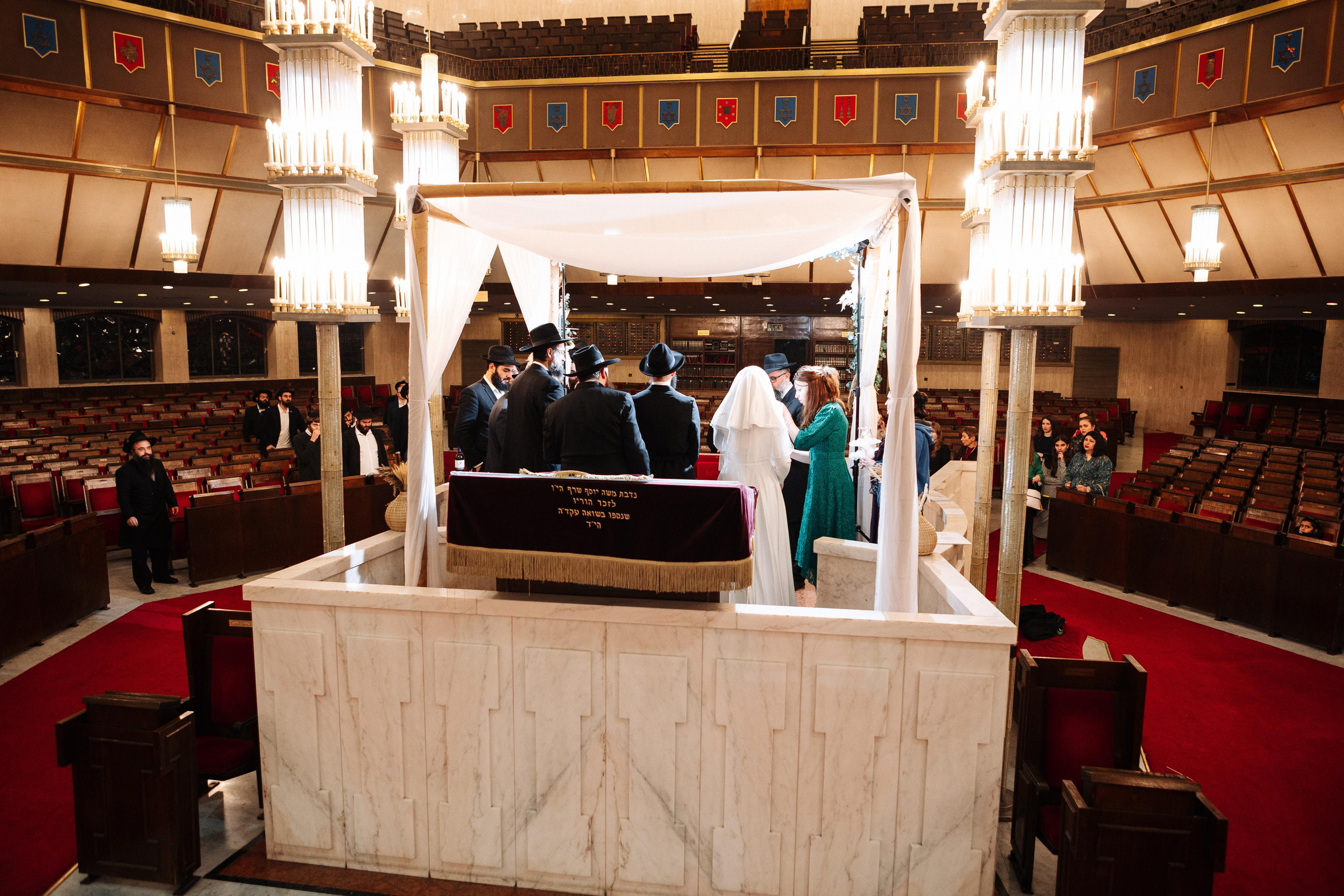 Wedding at the Great Choral Synagogue. PHOTOGRAPHER IN ISRAEL