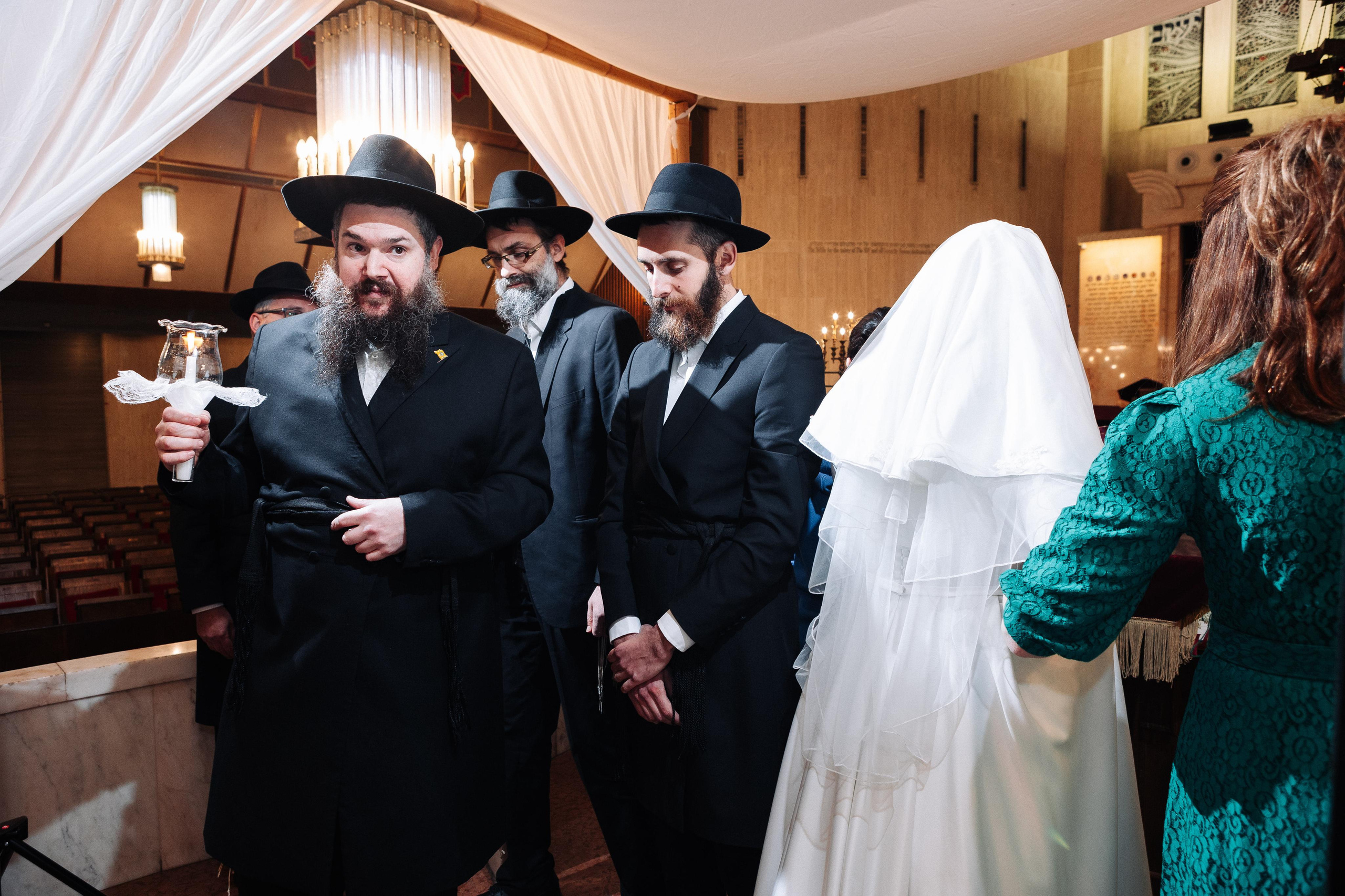 Wedding at the Great Choral Synagogue. PHOTOGRAPHER IN ISRAEL