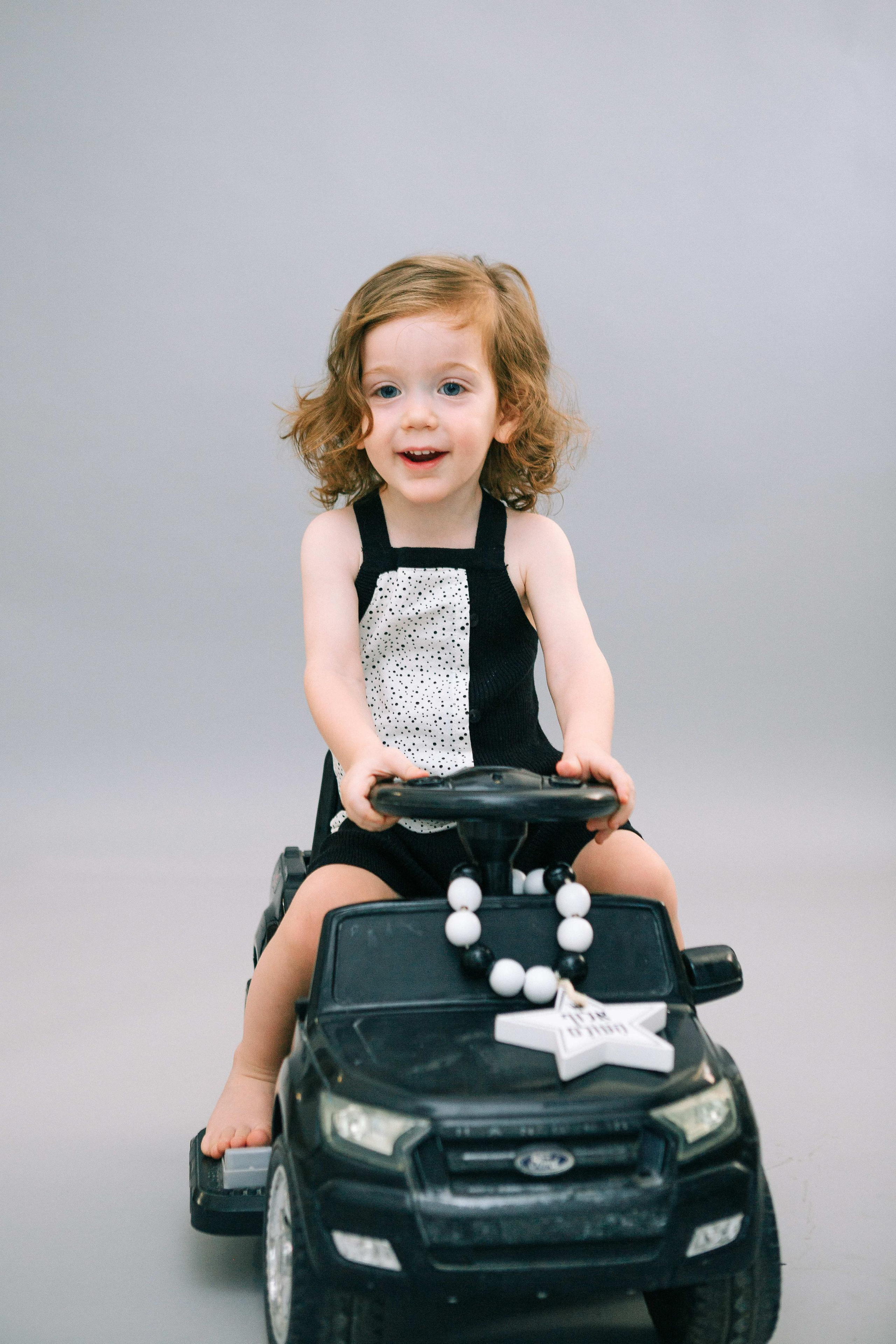 STUDIO SHOOTING. Https://shi-photo.com/