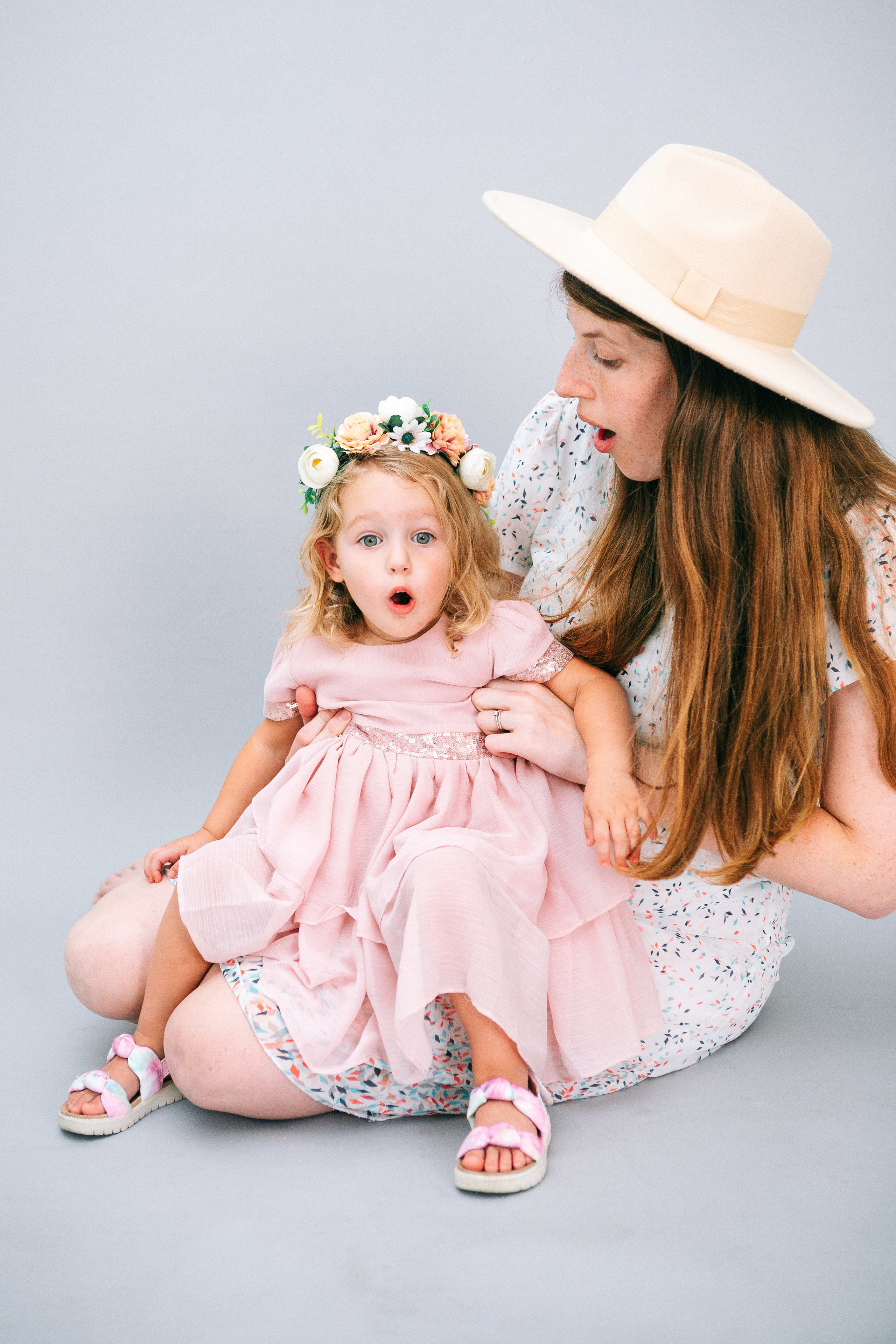 STUDIO SHOOTING. Https://shi-photo.com/