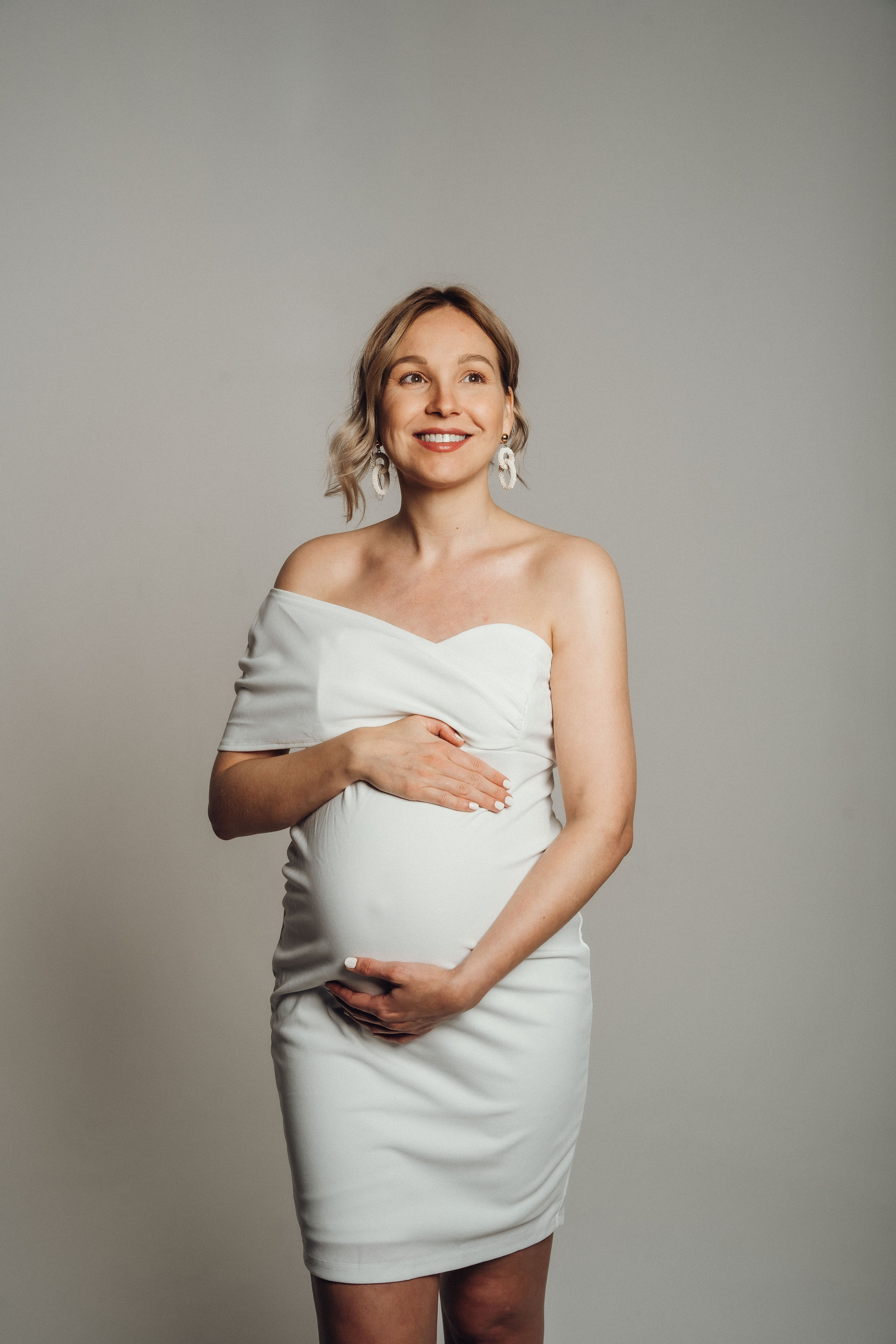 Rebekka. Portrait Photographer in Berlin Daria Doch Schwangerschaftsfotos