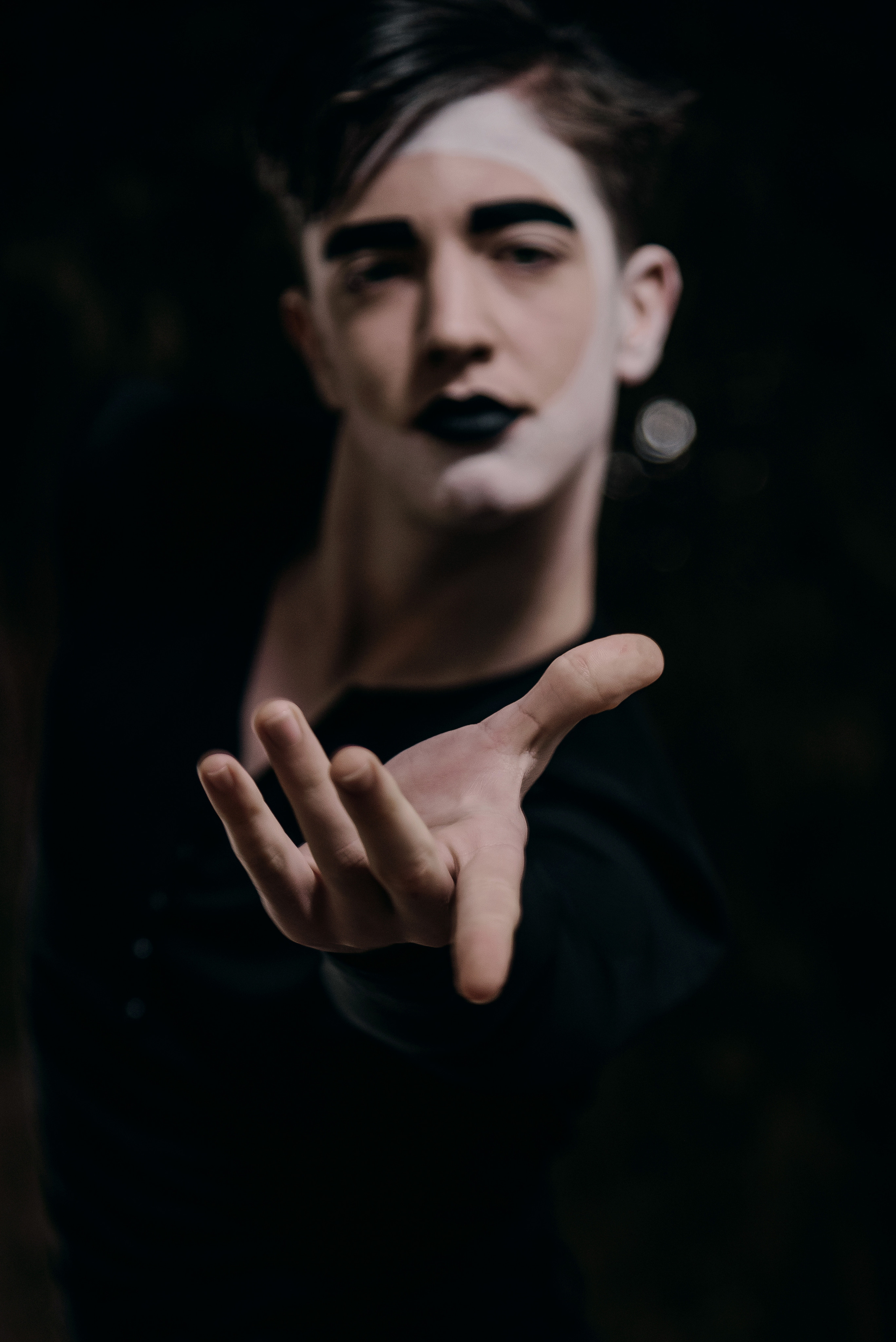 Dancing sorrow in the forest