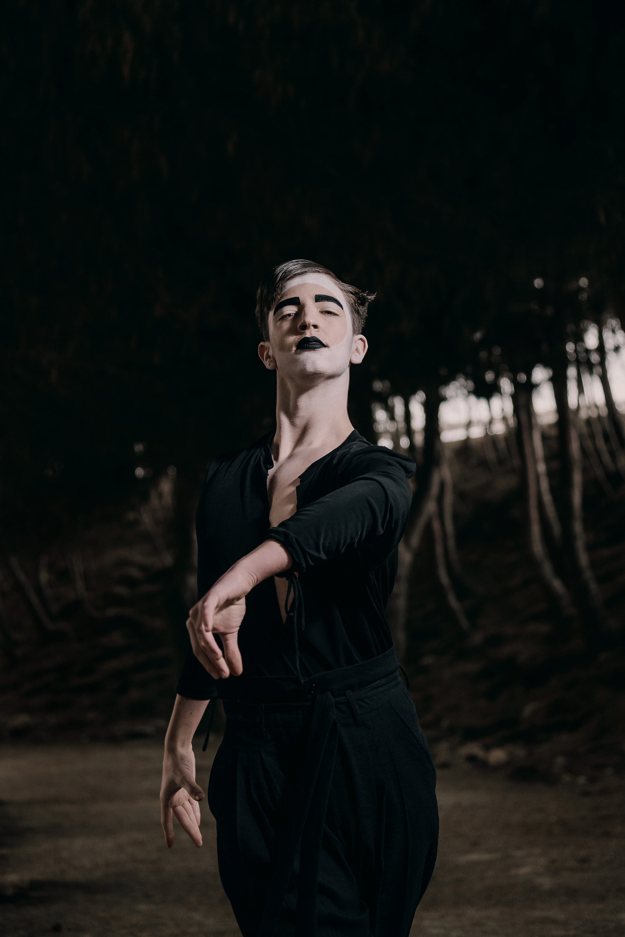 Dancing sorrow in the forest