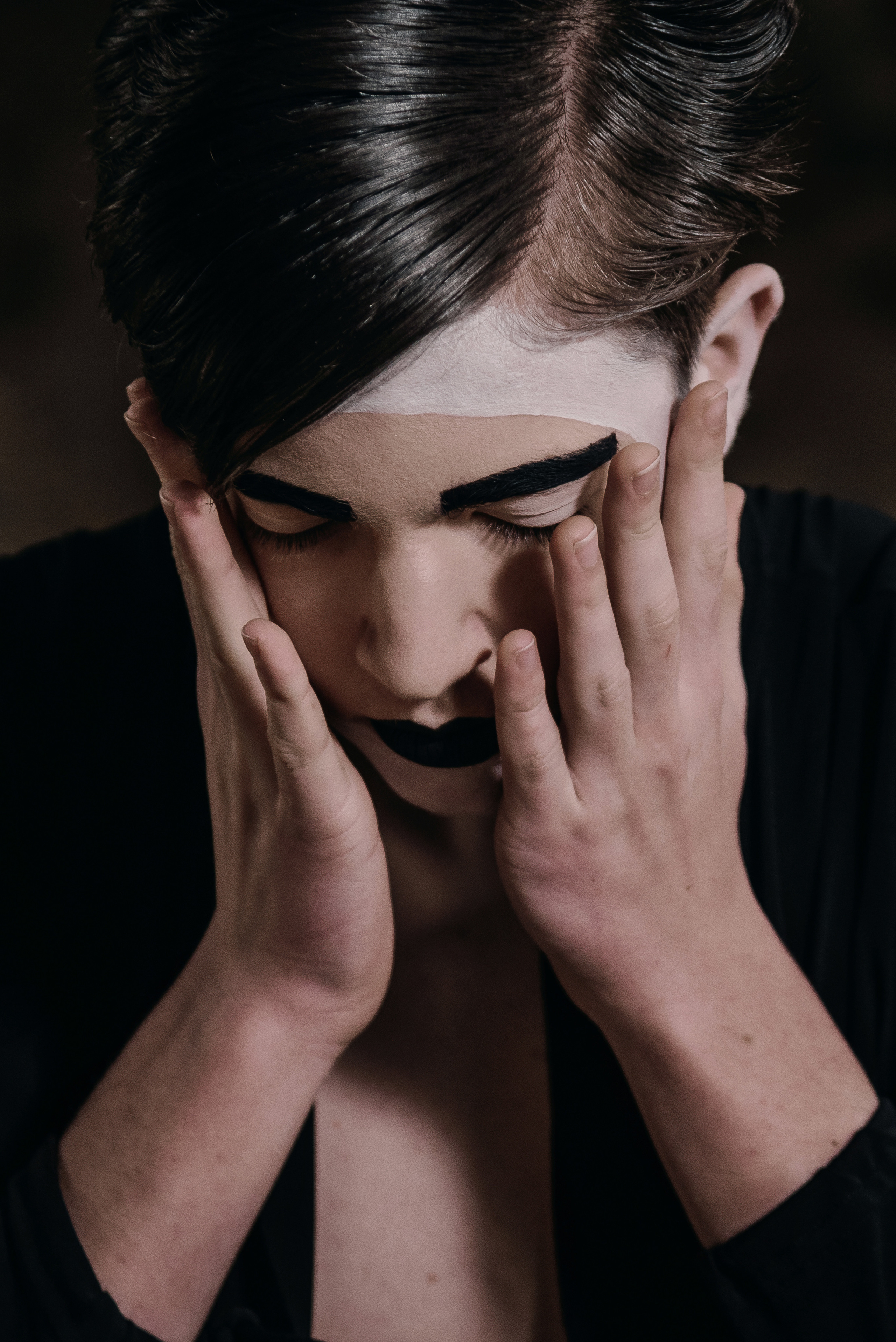 Dancing sorrow in the forest