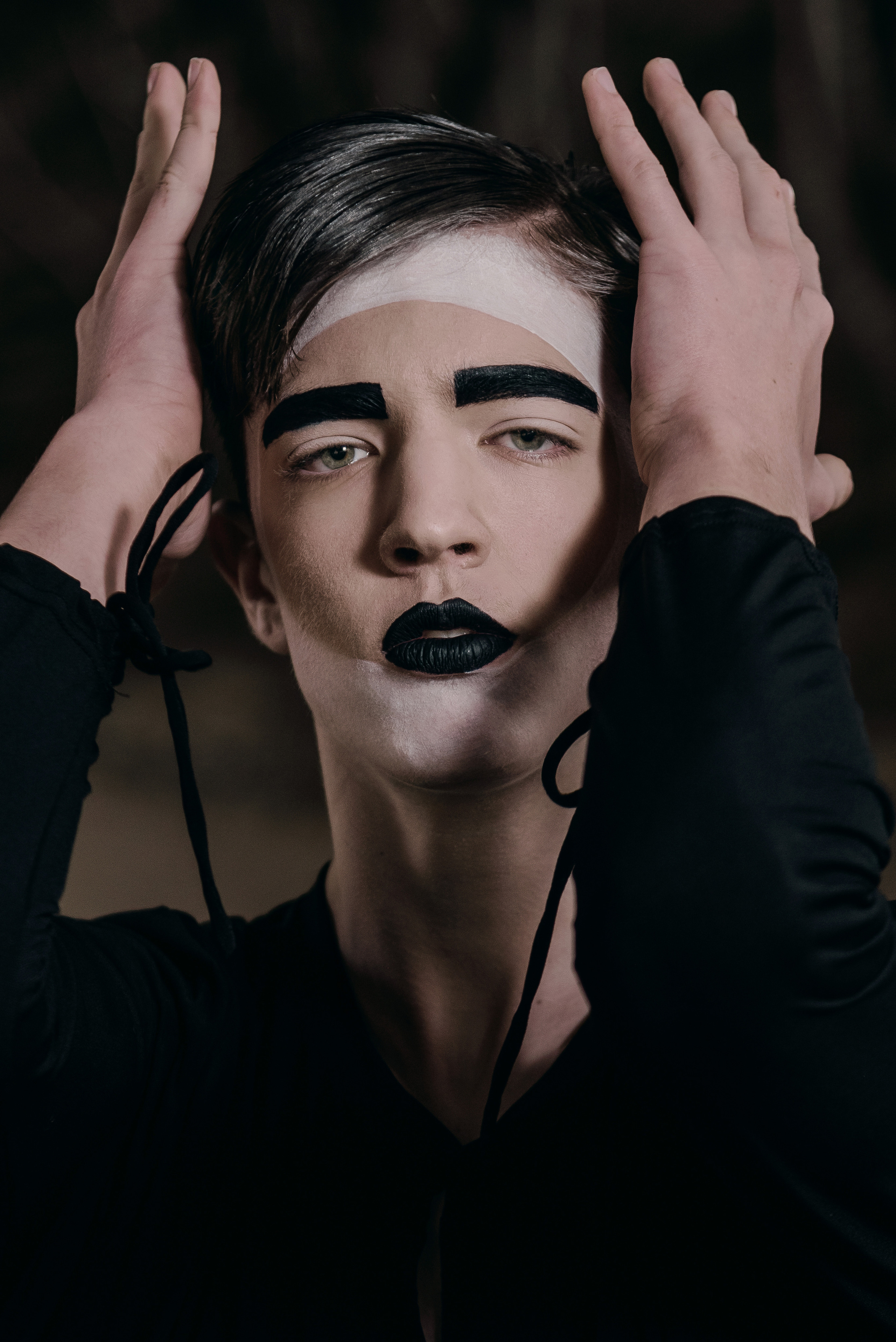 Dancing sorrow in the forest