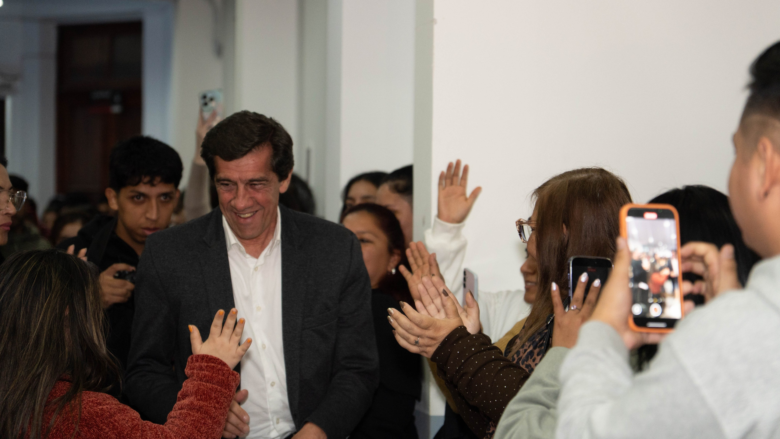 Asunción de autoridades de la Juventud Radical. Cuarta Pared
