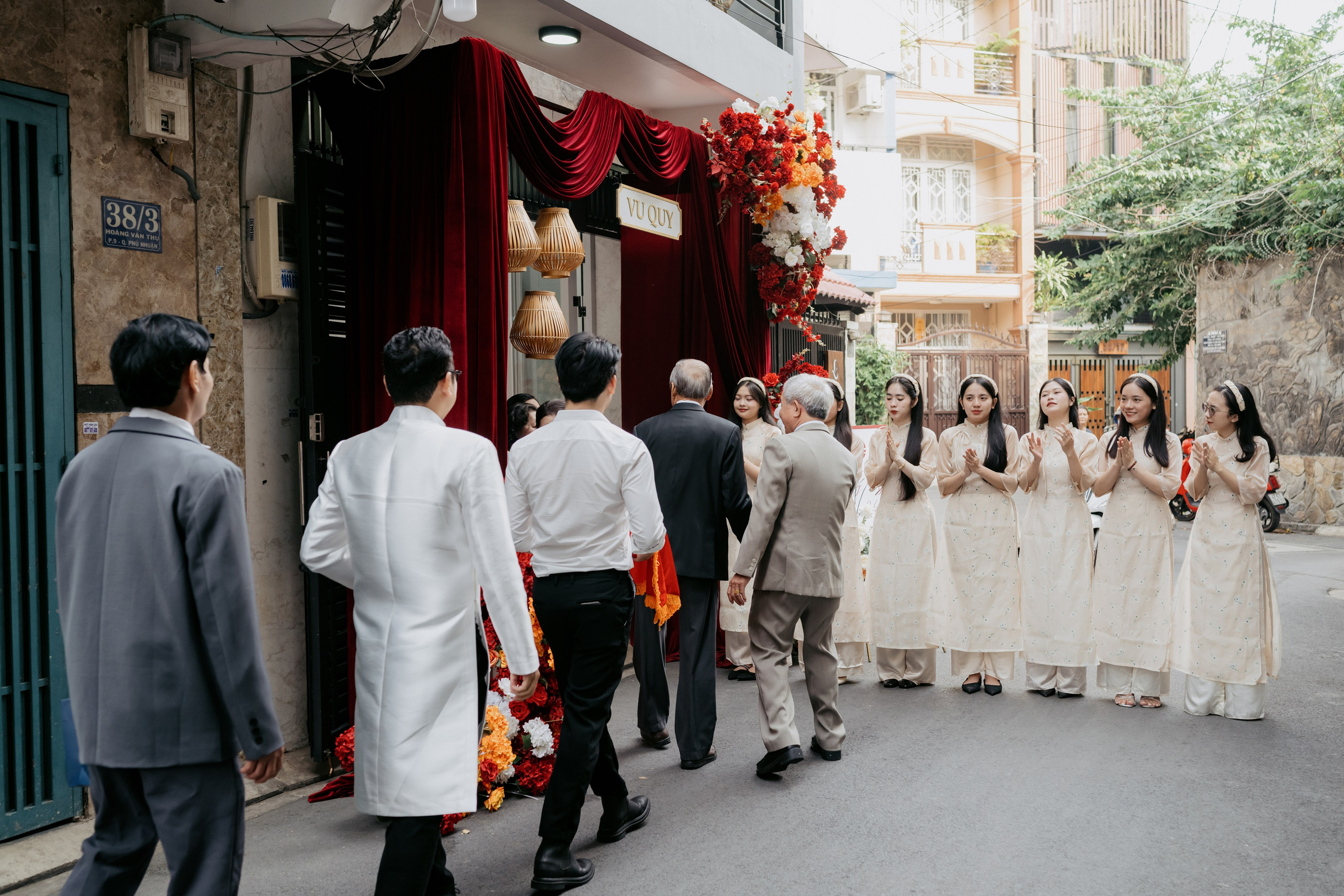LÊ HÙNG & PHƯƠNG NGHI. Nhiếp ảnh gia đám cưới hàng đầu tại Thành Phố Hồ Chí Minh