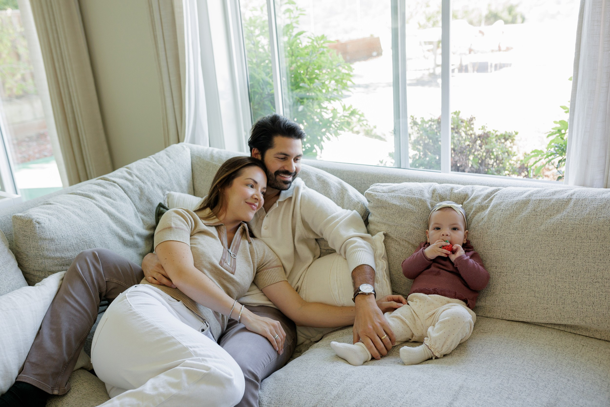 Family Home Photo Session. Maternity, newborn photographer in the Bay Area|Iryna Rakivnenko