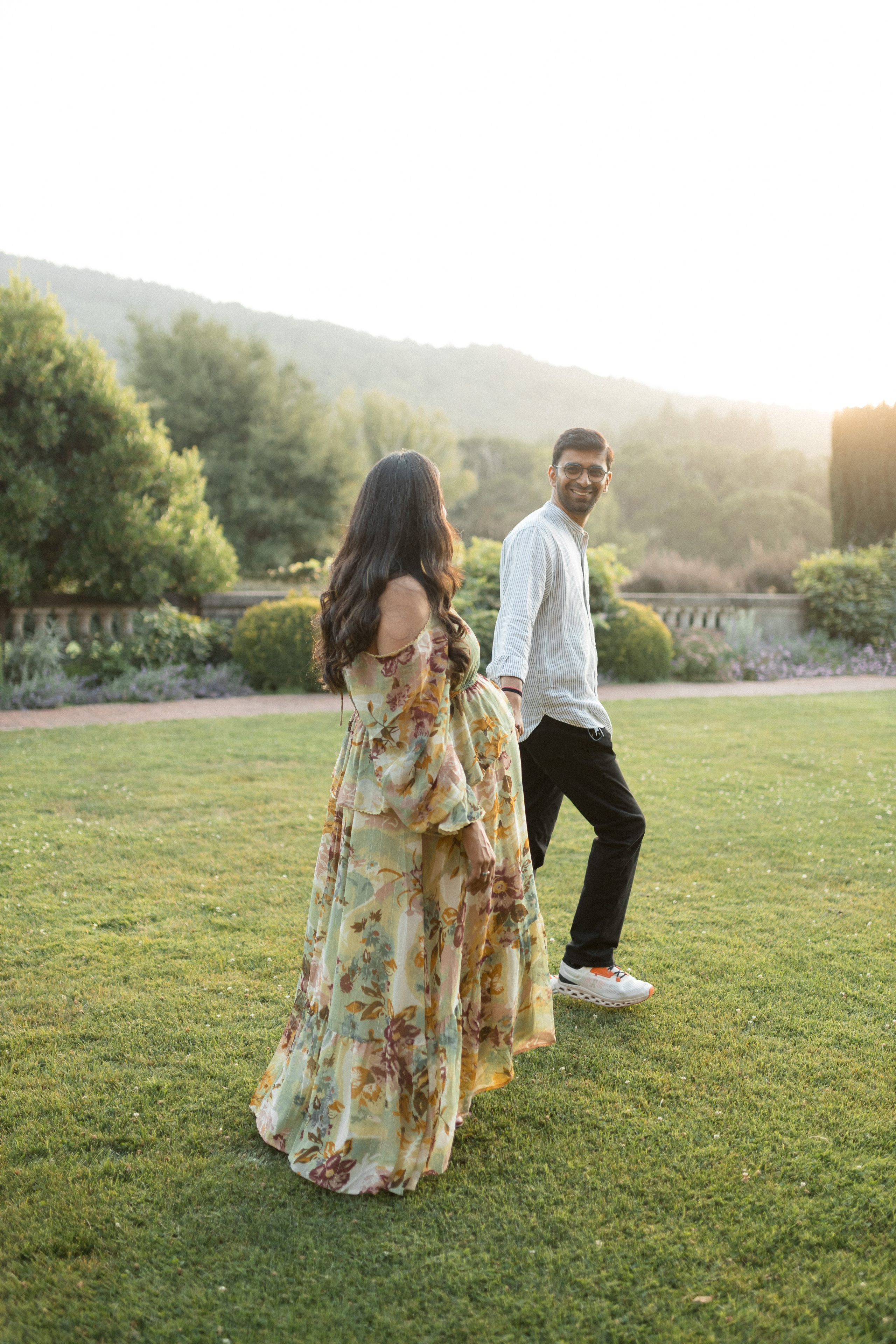 Moments at Filoli Garden|Maternity Photo Session. Maternity, newborn photographer in the Bay Area|Iryna Rakivnenko