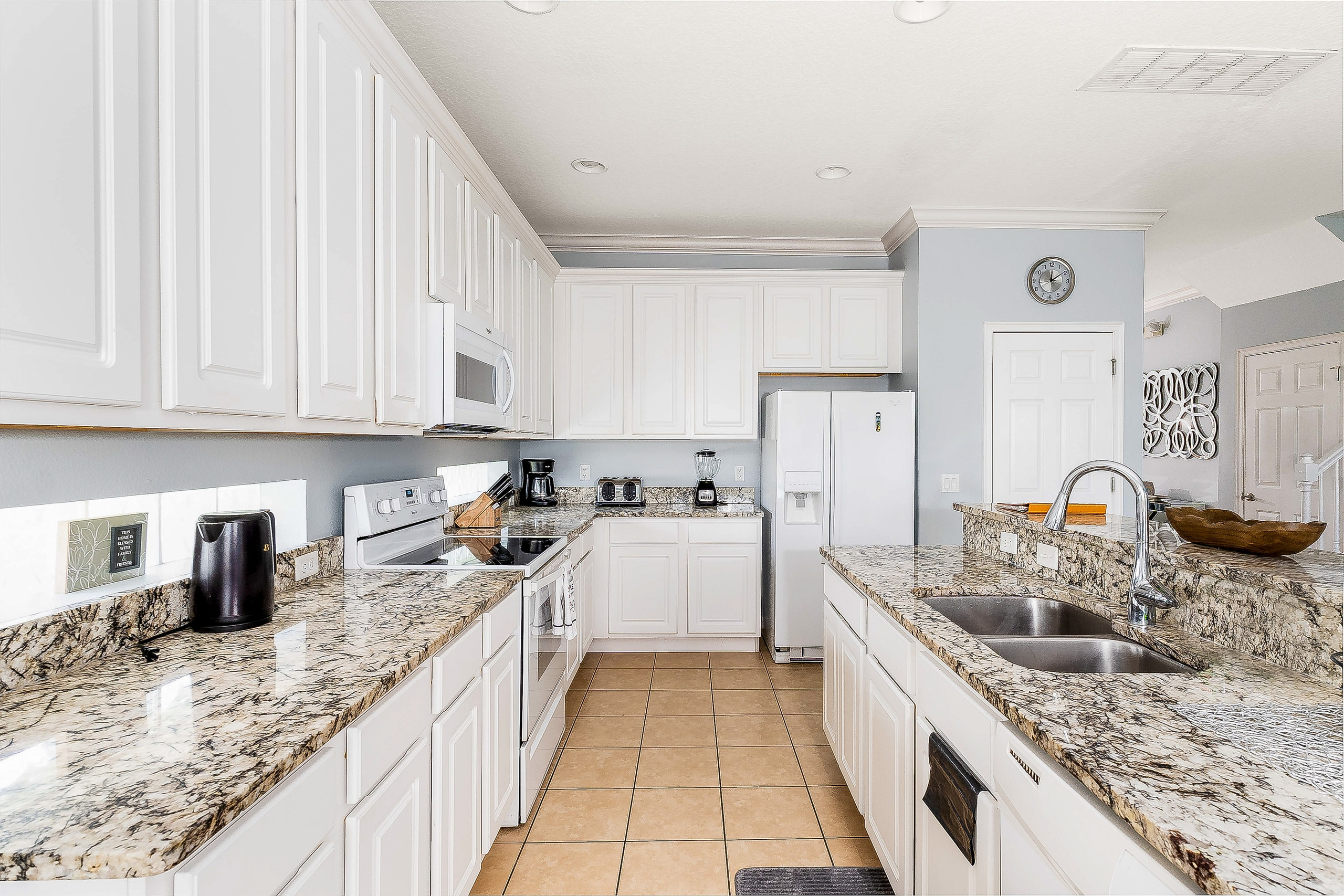 Real estate and Interior. Masha Kapriyanchuk a real estate photographer