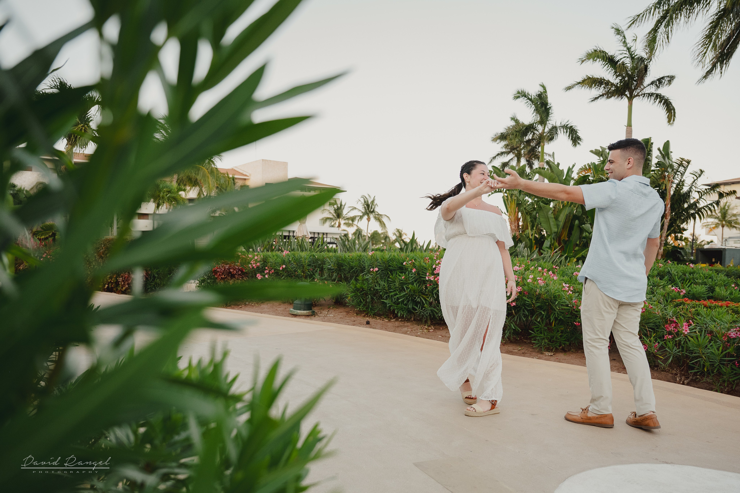 Lindsey & Luke — Save the Date — Dreams Costa Mujeres. Destination wedding photographer based in Cancun and Riviera Maya with service worldwide