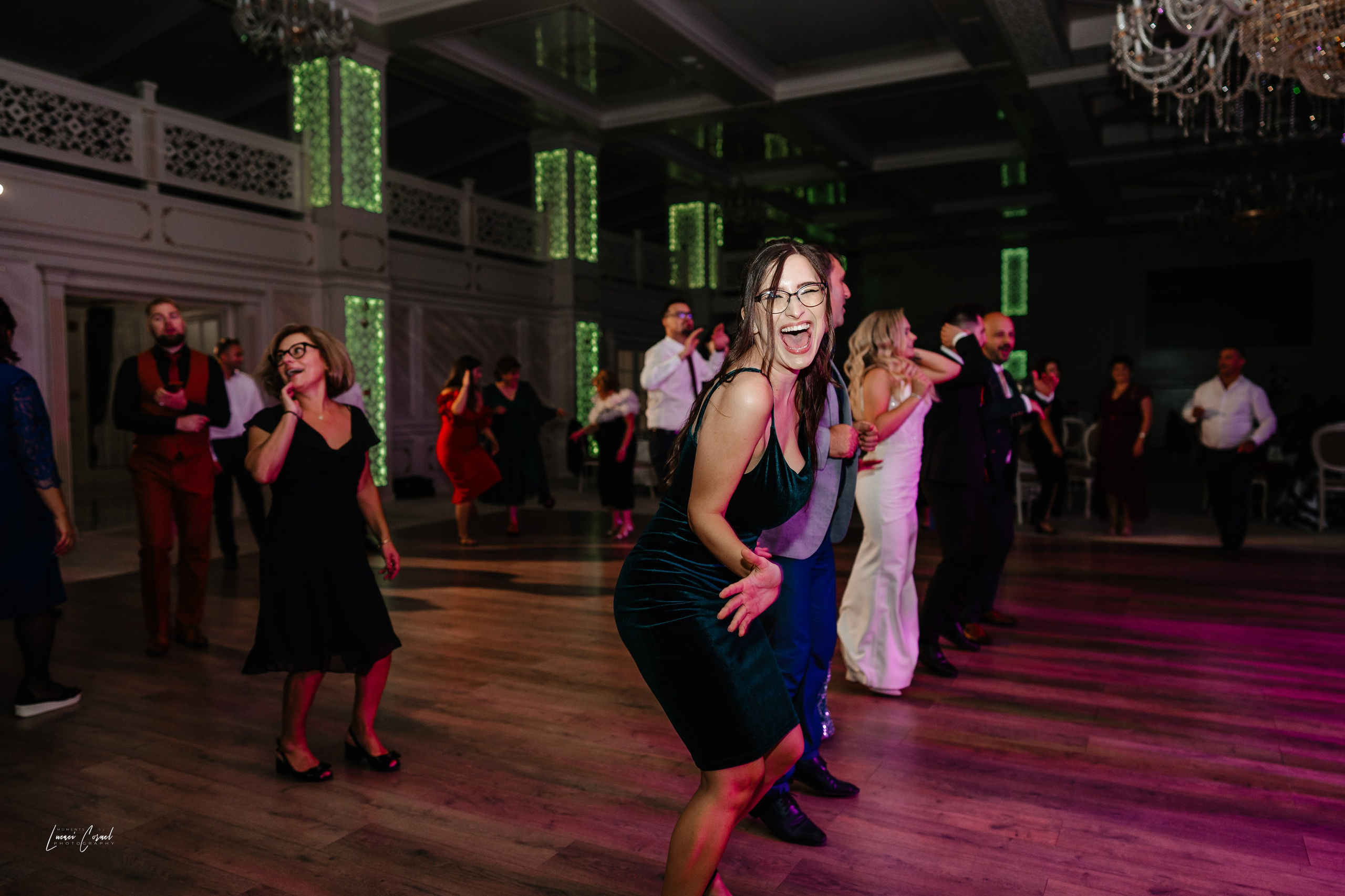 Diana & Cătălin – Nuntă clasică și rafinată. Fotograf de nuntă, corporate, botezuri, majorate și aniversări Roman, Lucaci Cornel