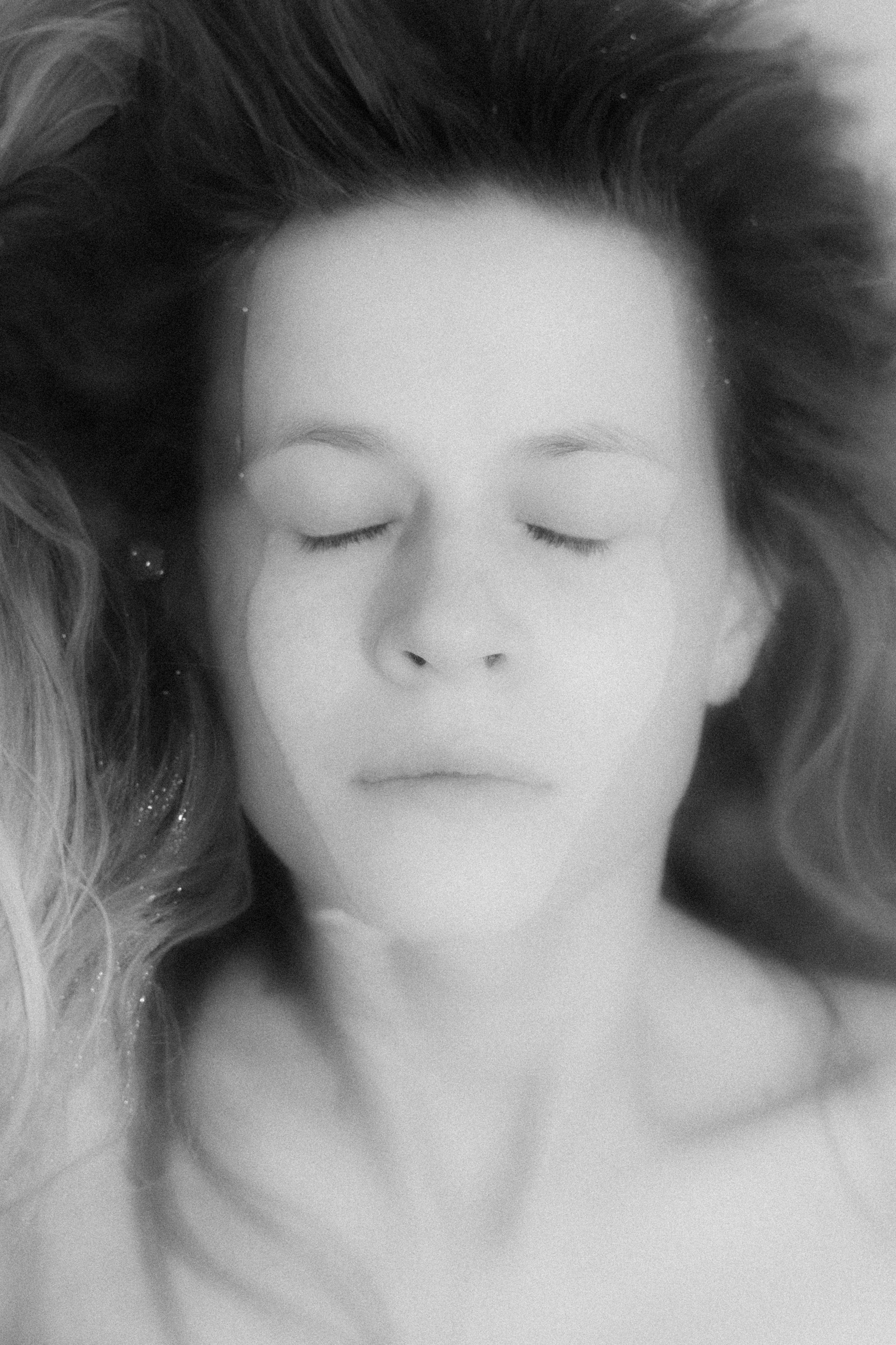 “let the wolf howl in the night”. Anna Guseva | Visual artist