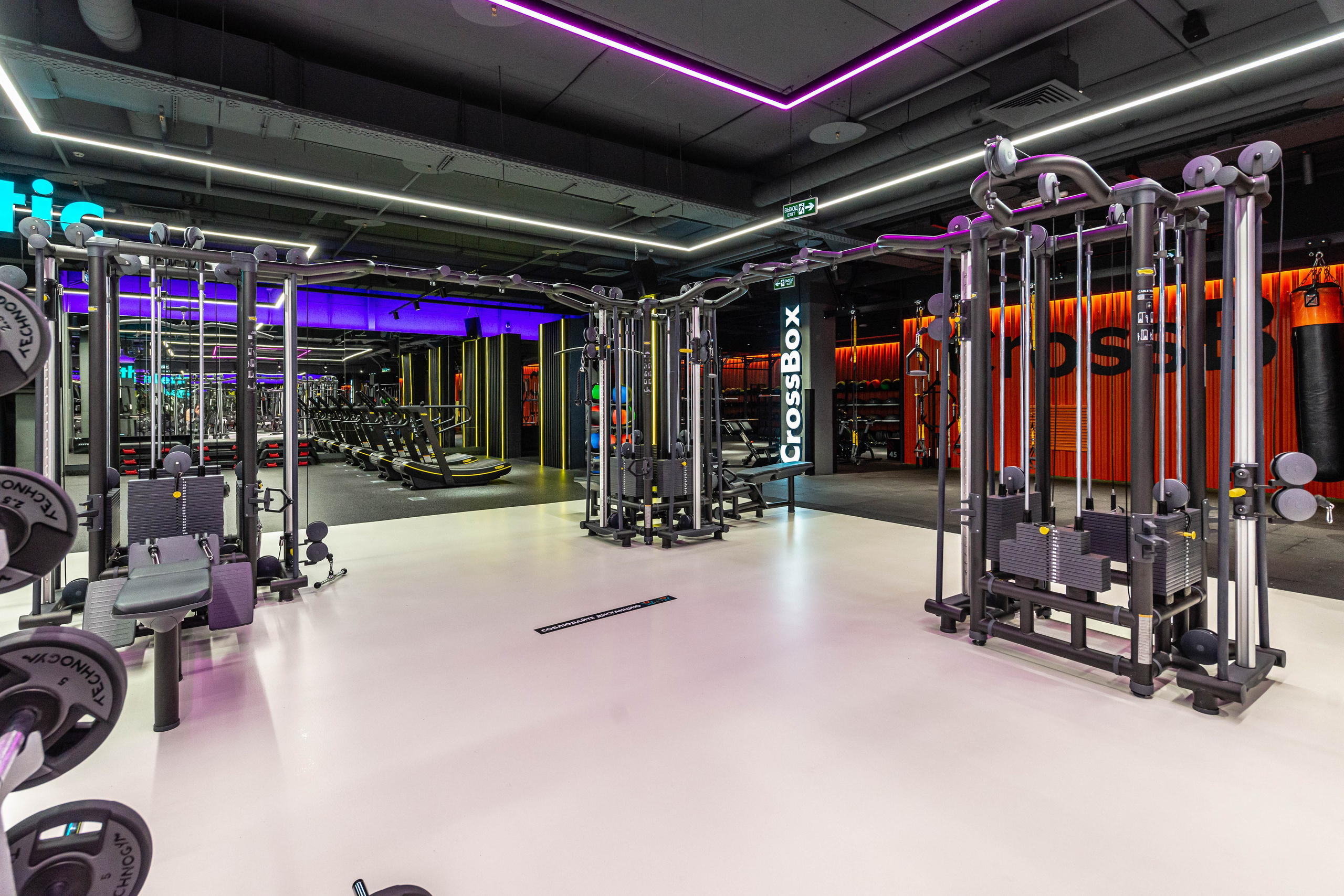 Фитнес-клуб DDX Fitness в Ростокино. PHOTOGRAPHER QUINTANA ROO