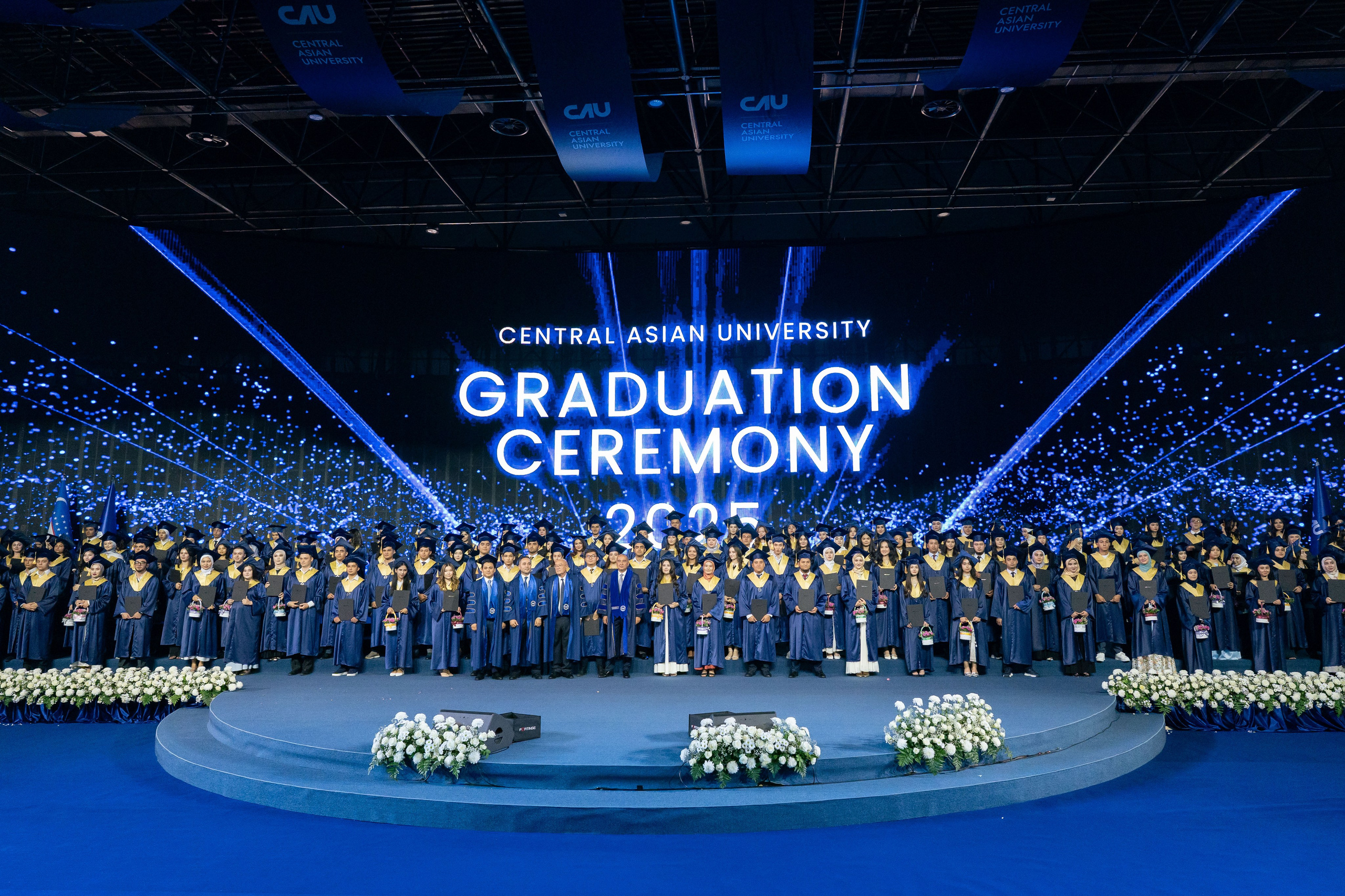 Как Central Asian University провёл одну из самых ярких выпускных церемоний. Георгий Намазов | Фотограф в Ташкенте