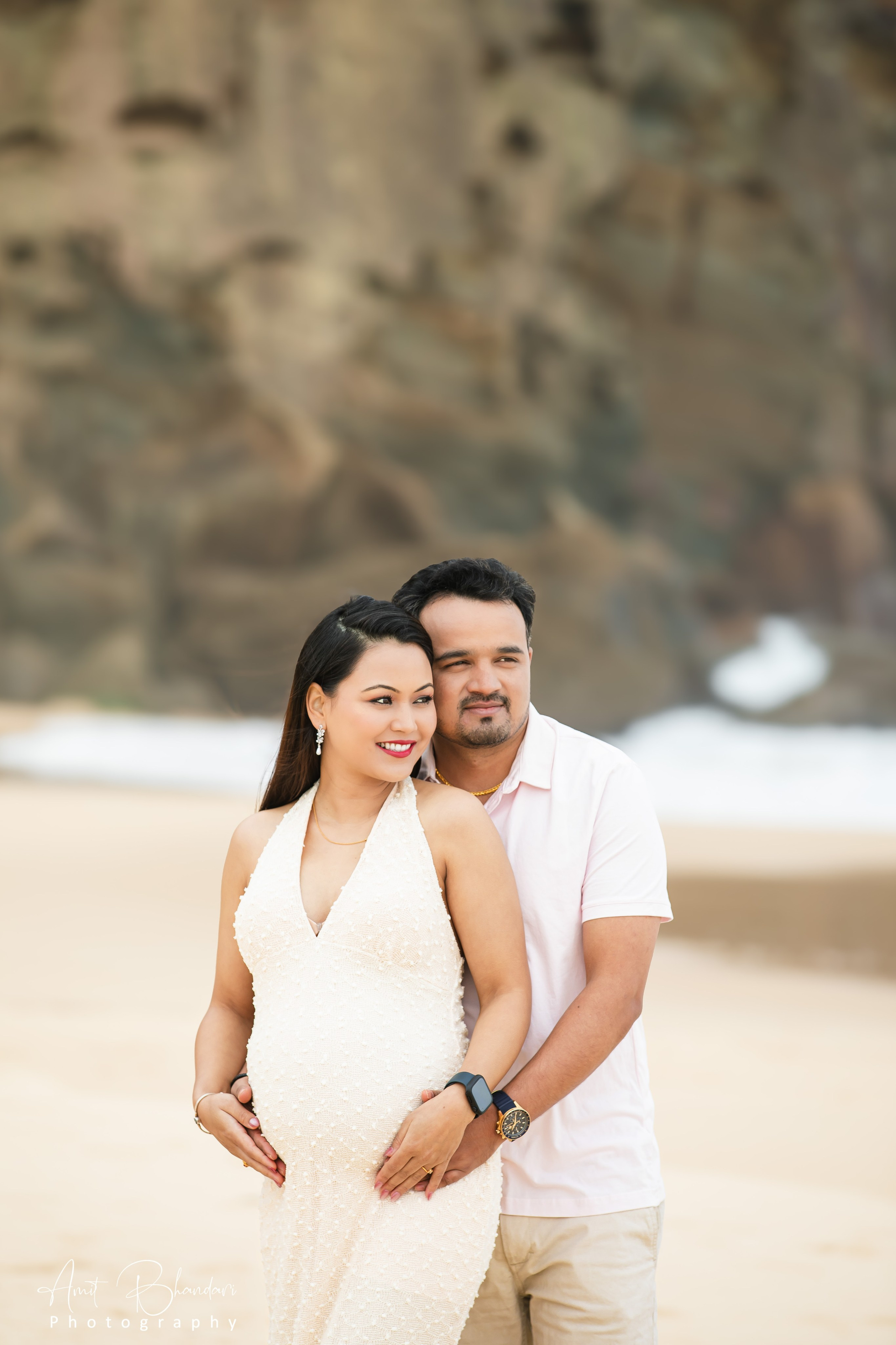 Outdoor Maternity Photoshoot. Freelance Photographer in Newcastle & Central Coast