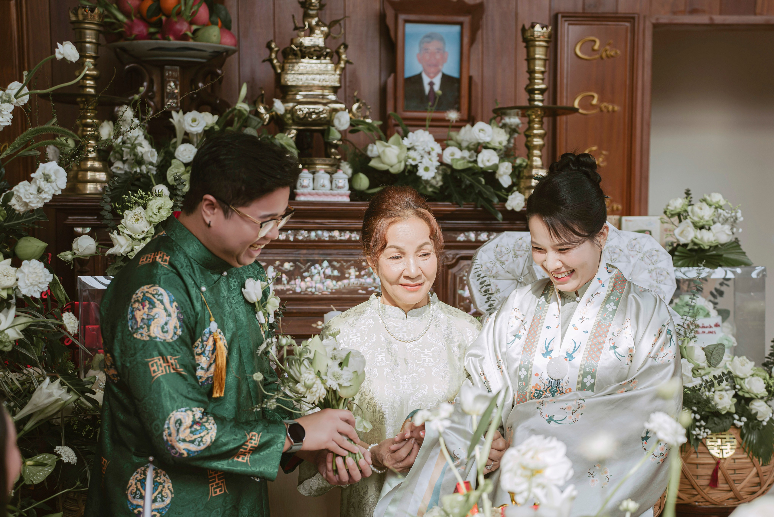 AMI & KEN. WEDDING PHOTOGRAPHER IN VIETNAM
