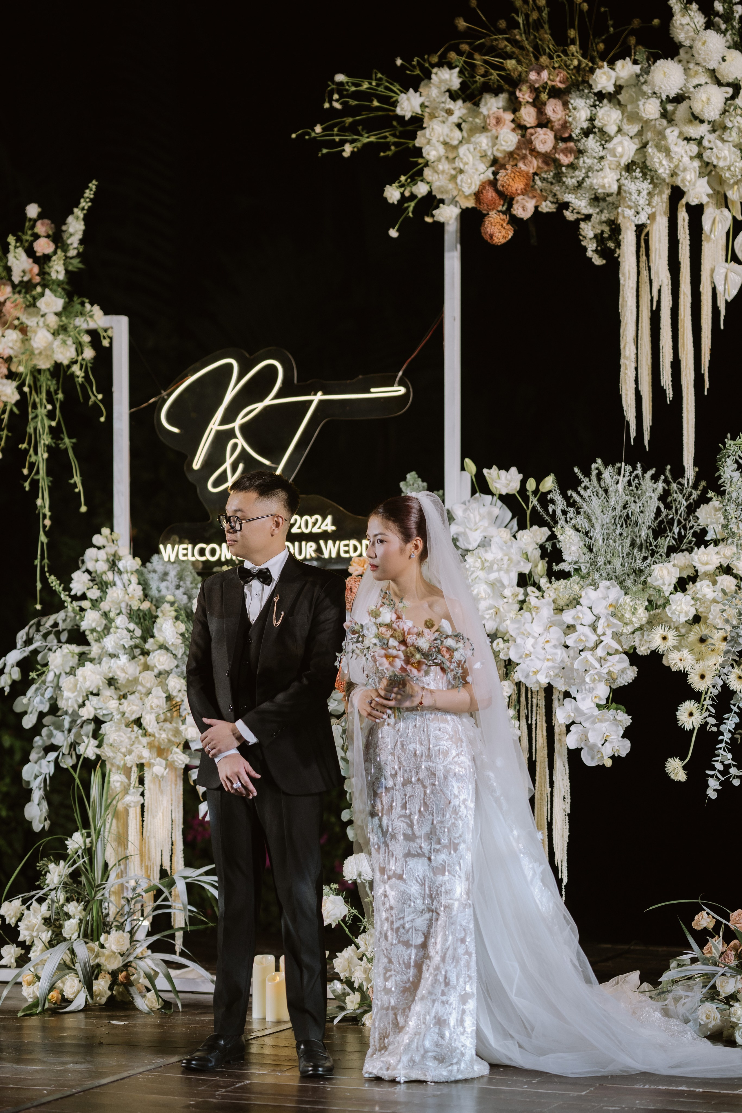 PHAT & TUYET. WEDDING PHOTOGRAPHER IN VIETNAM