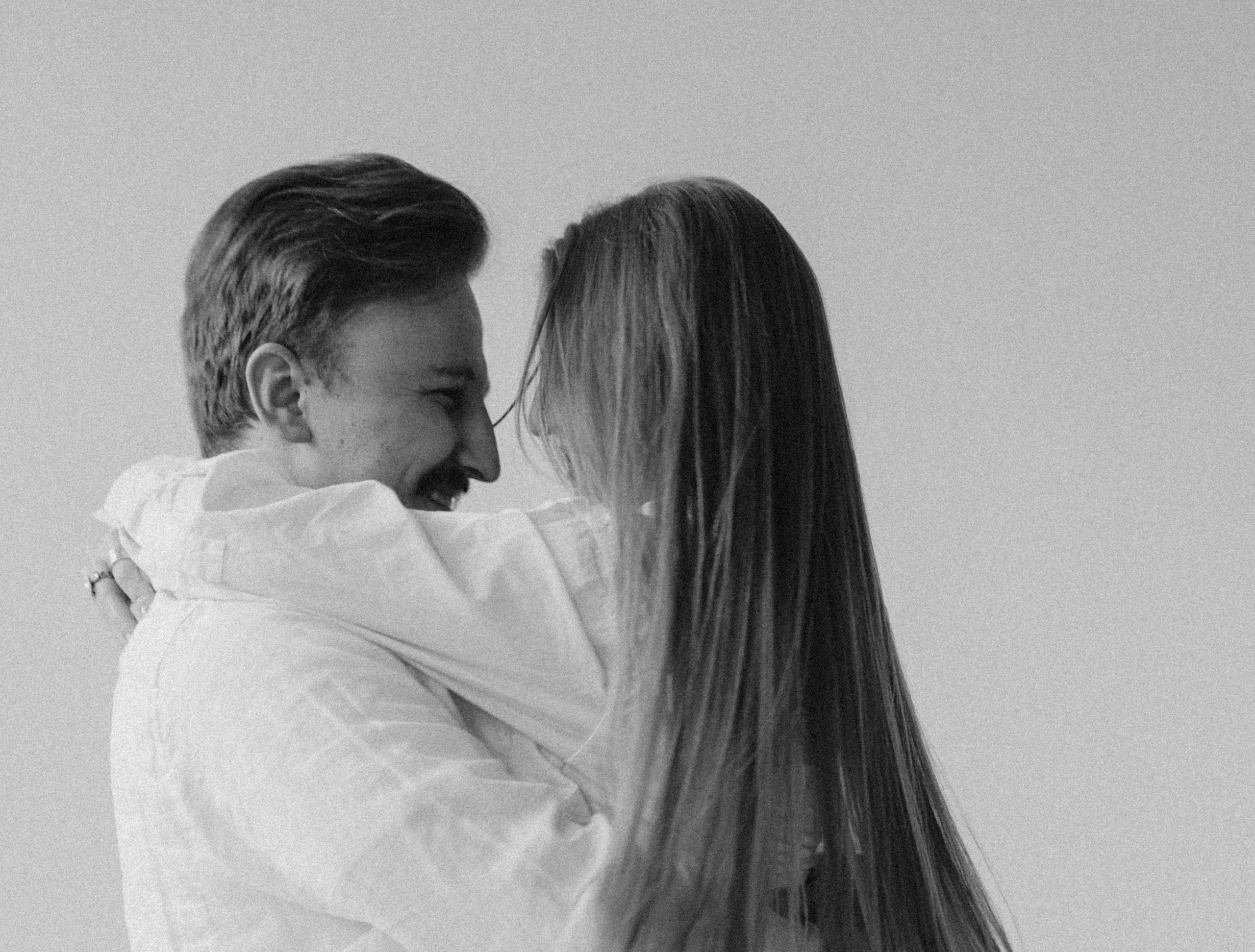 Nuomojamos Fotostudijos Vilniuje. Framed by Evelina | Vestuvių fotografė