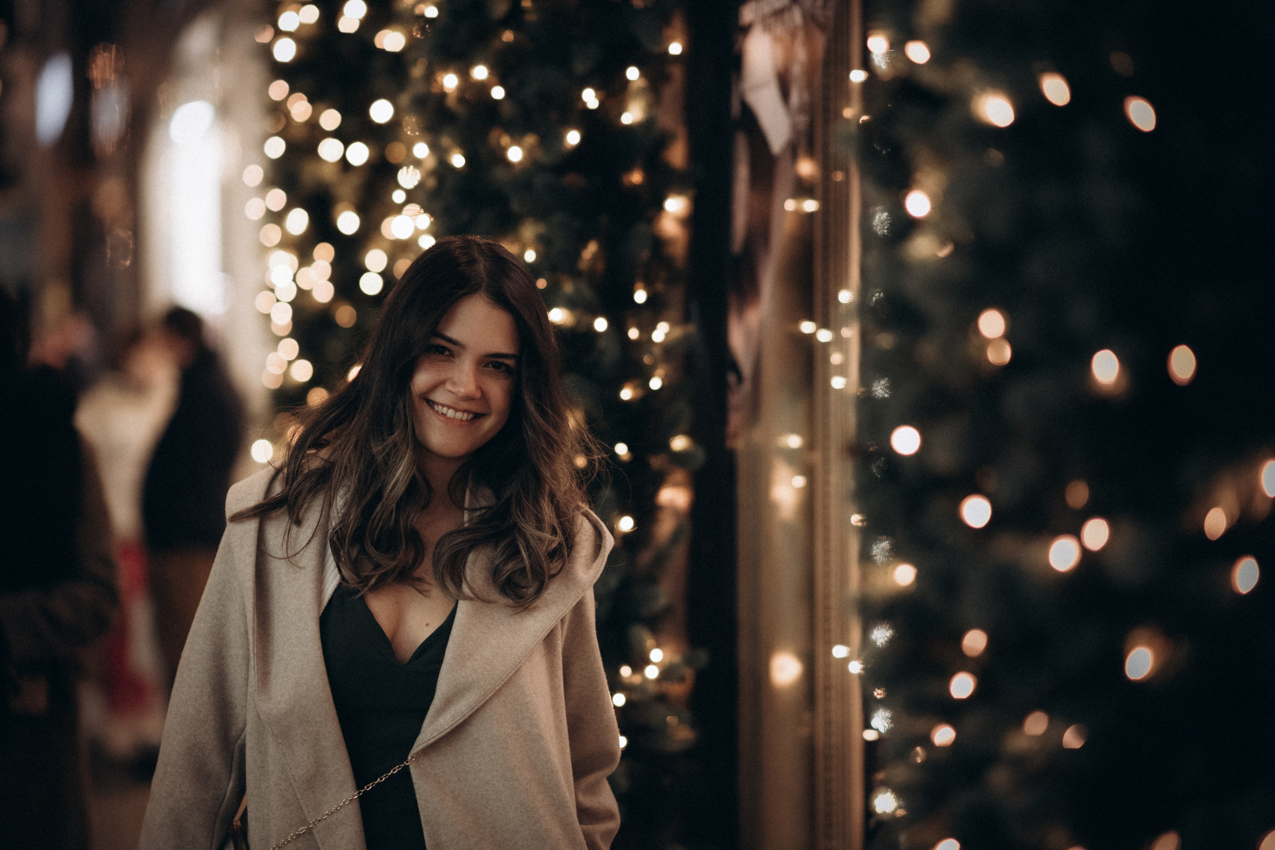 Romantic photoshoot in Dublin. Wedding & Family photographer in County Donegal and Dublin, Ireland