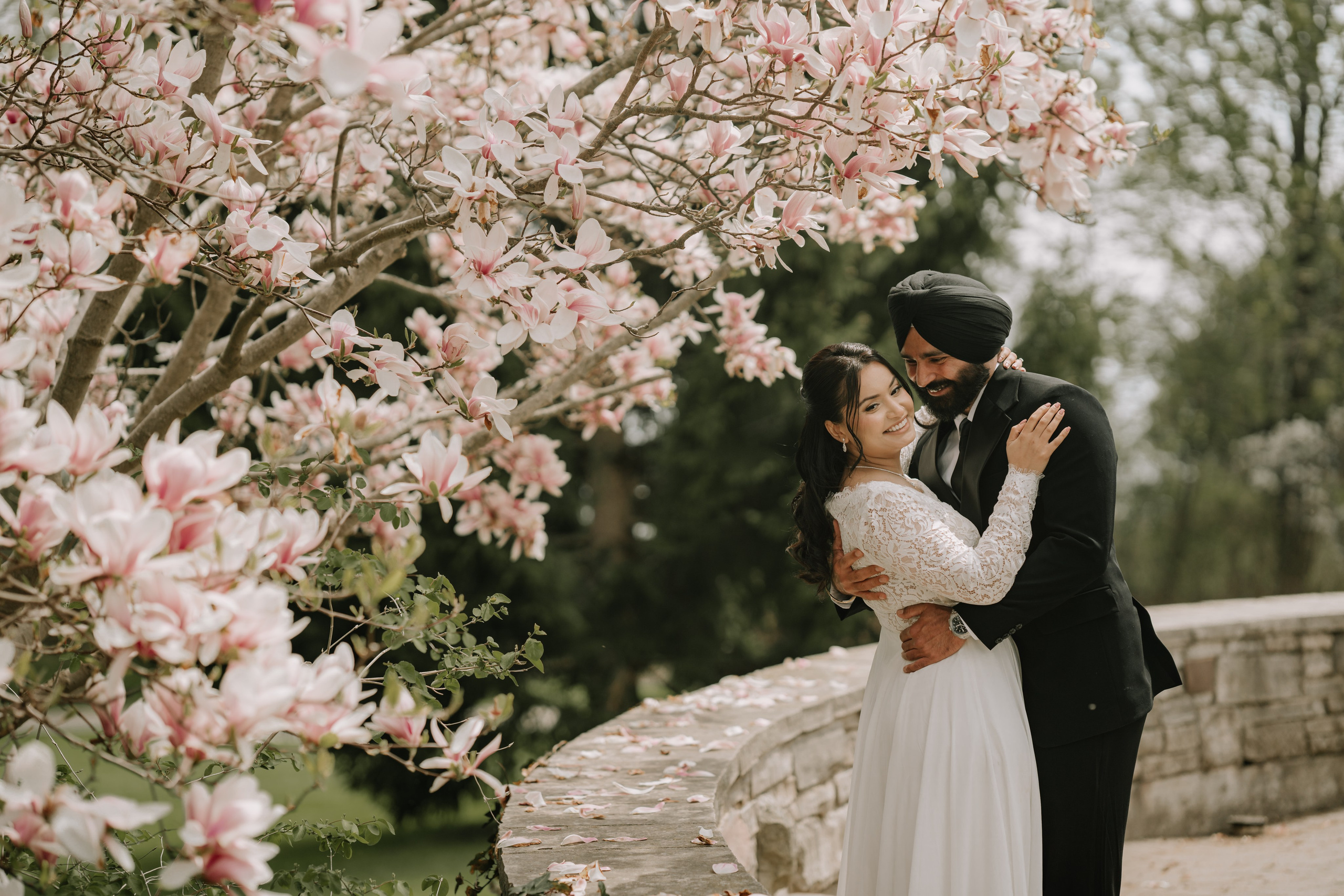 Gagan & Jasmeen. Wedding Photographer & Cinematographer studios